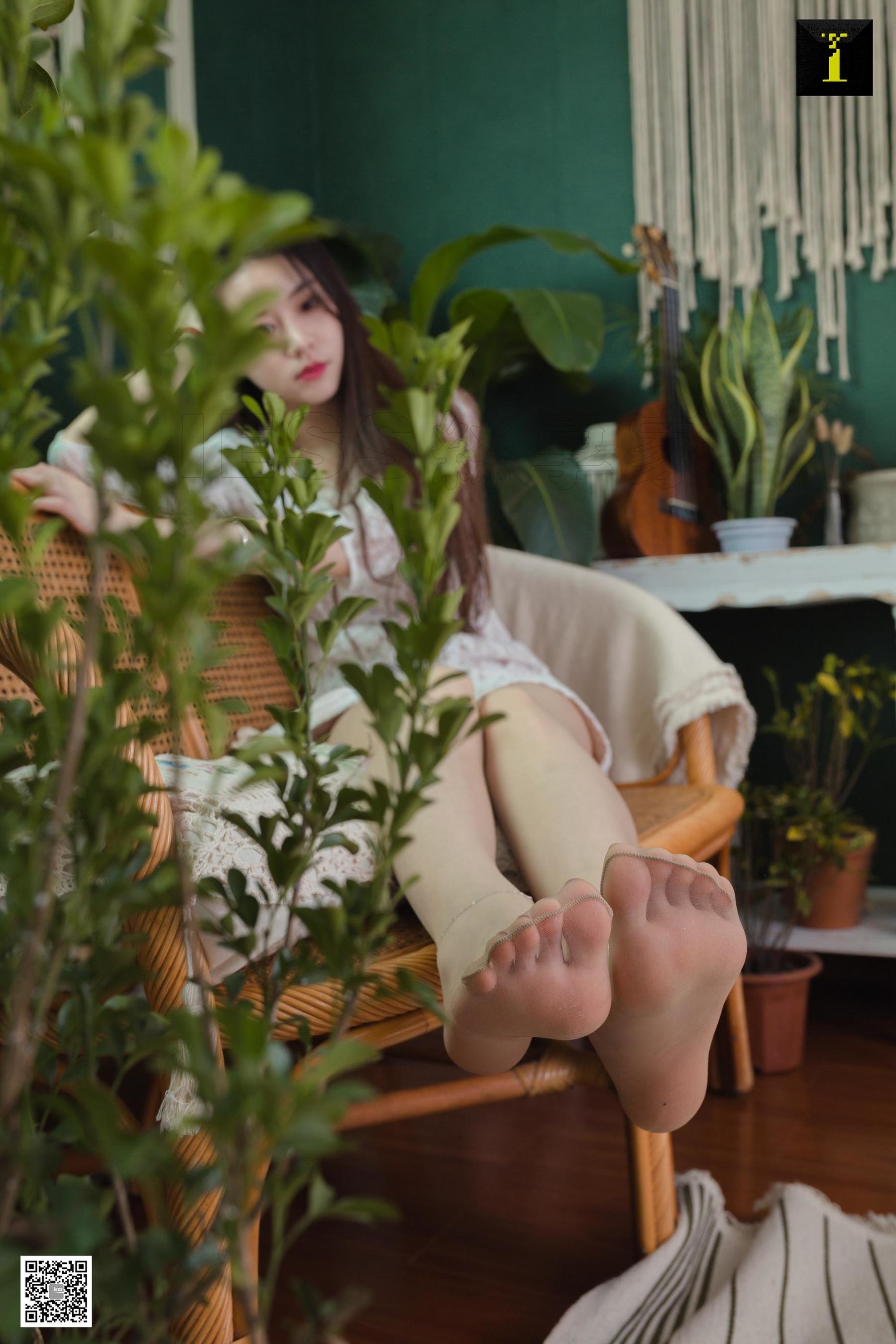 模特 佳佳 《佳佳 绿植 吉他》-图35