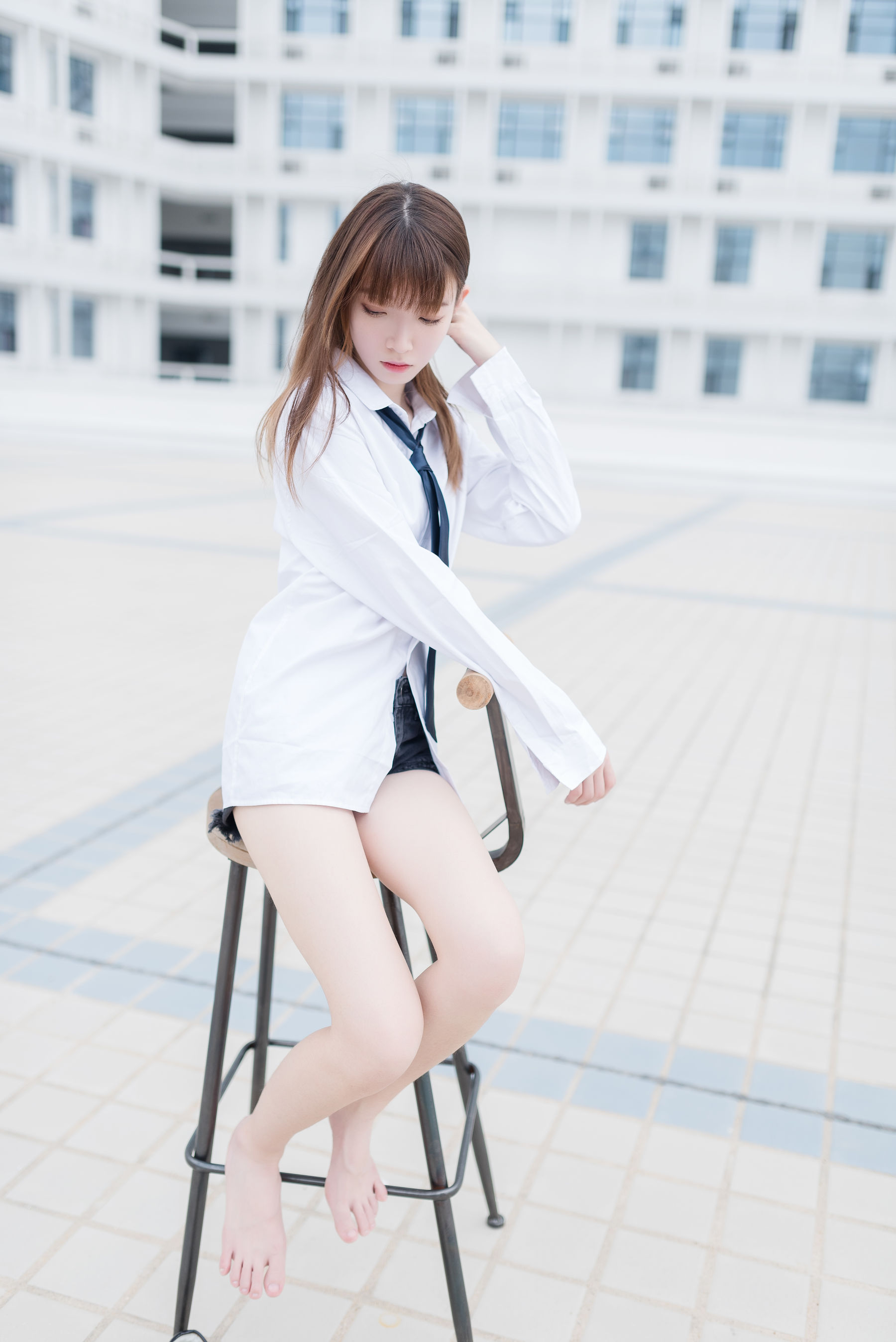 NO.038 白衬衫裸足-图0