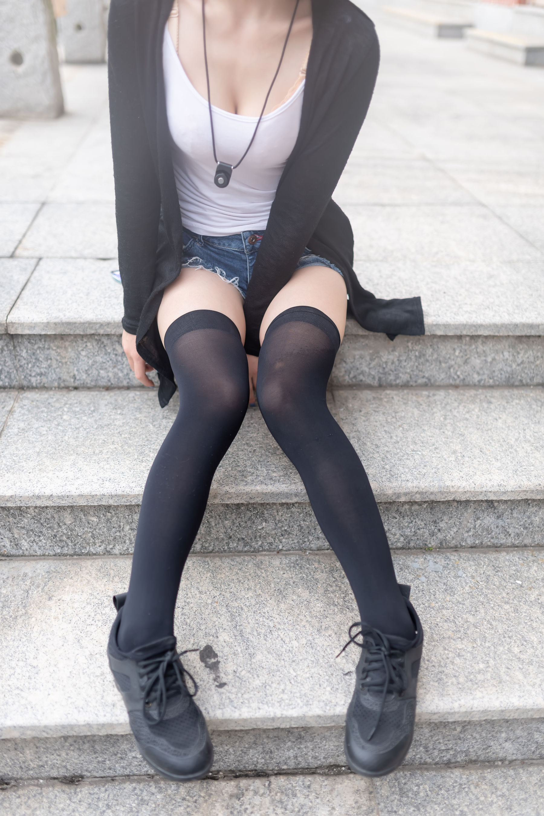 NO.043 黑丝大胸时尚少女户外 写真集-图11