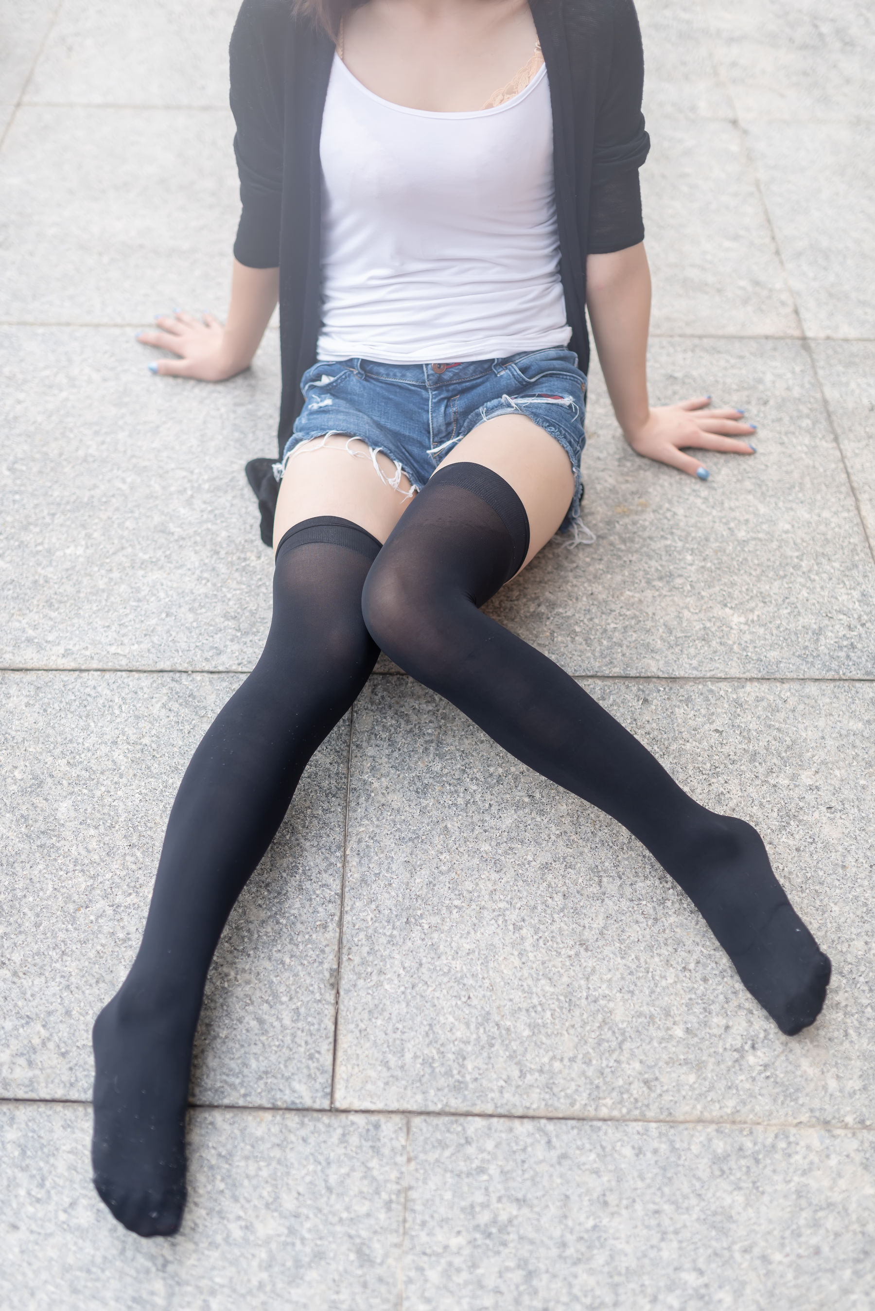 NO.043 黑丝大胸时尚少女户外 写真集-图14