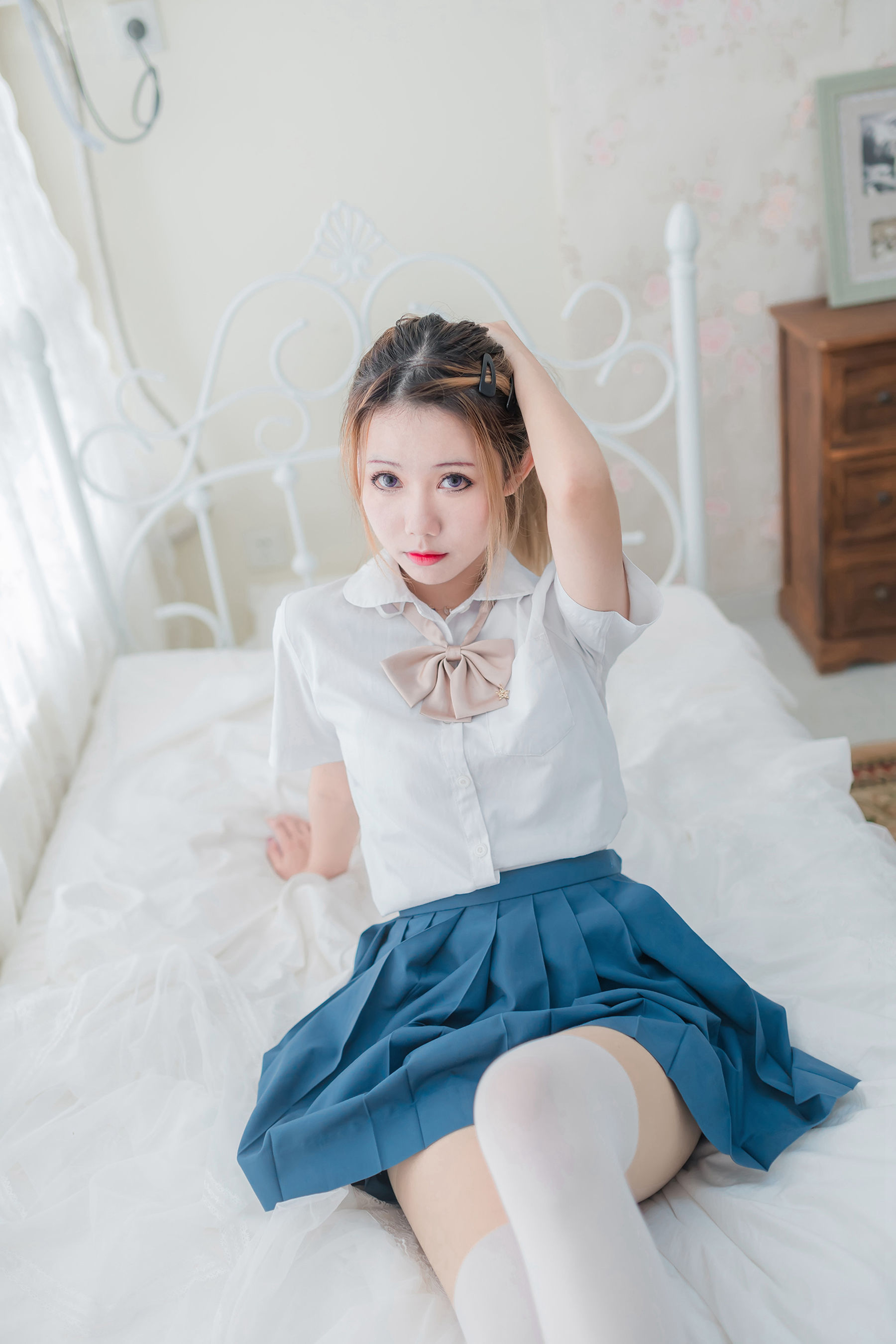 NO.075 午后阳光下的白丝学妹-图1