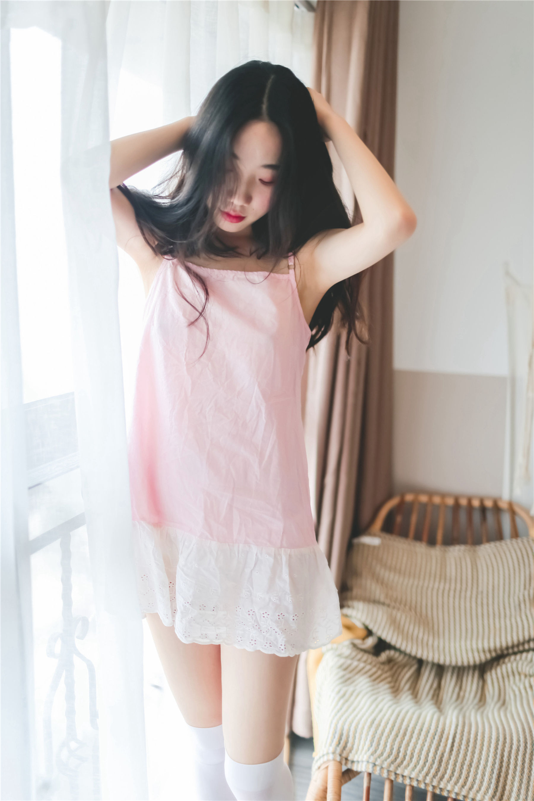 NO.110 粉红小吊带裙白丝-图22