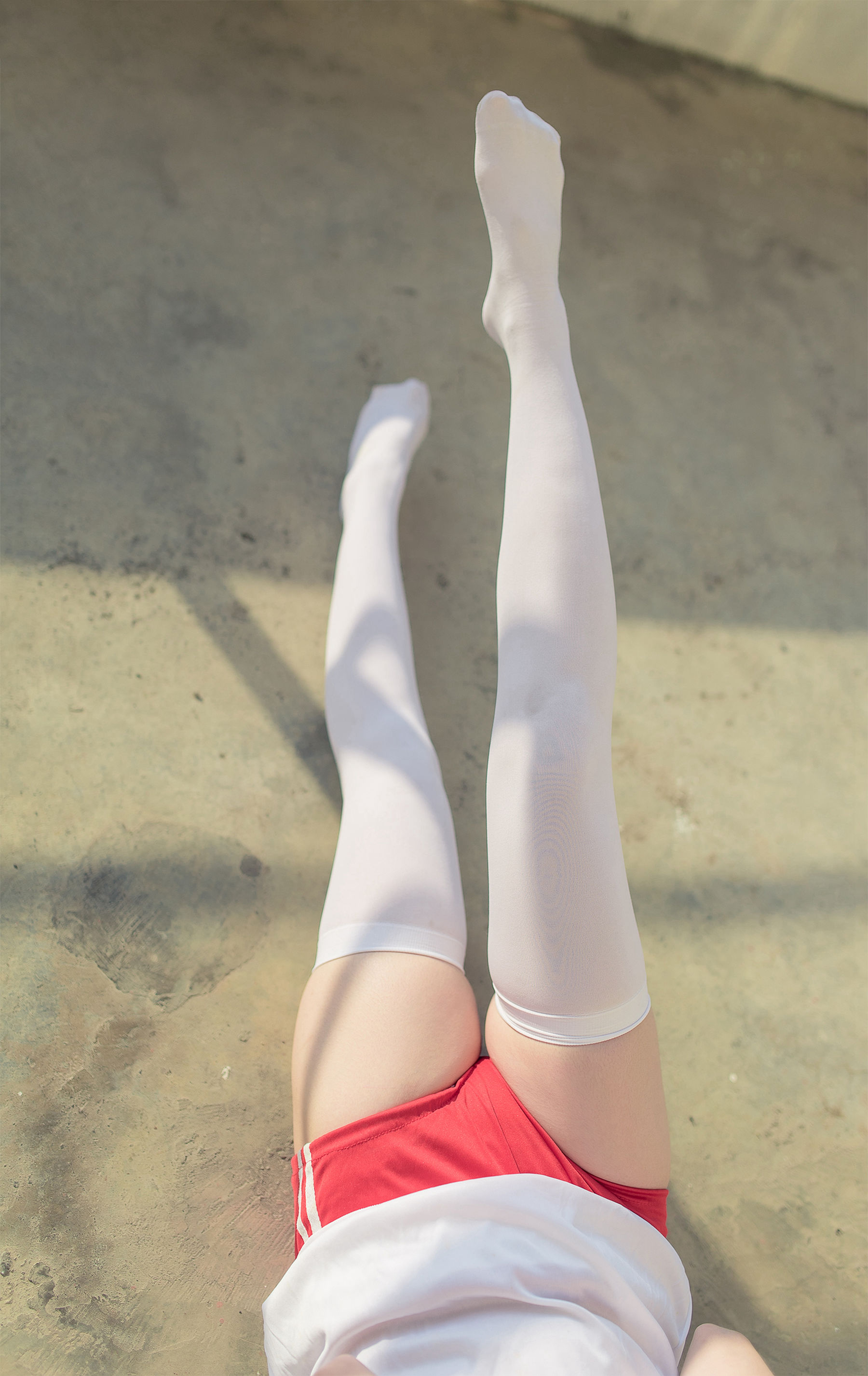 NO.112 运动场上的白丝体操服少女-图16