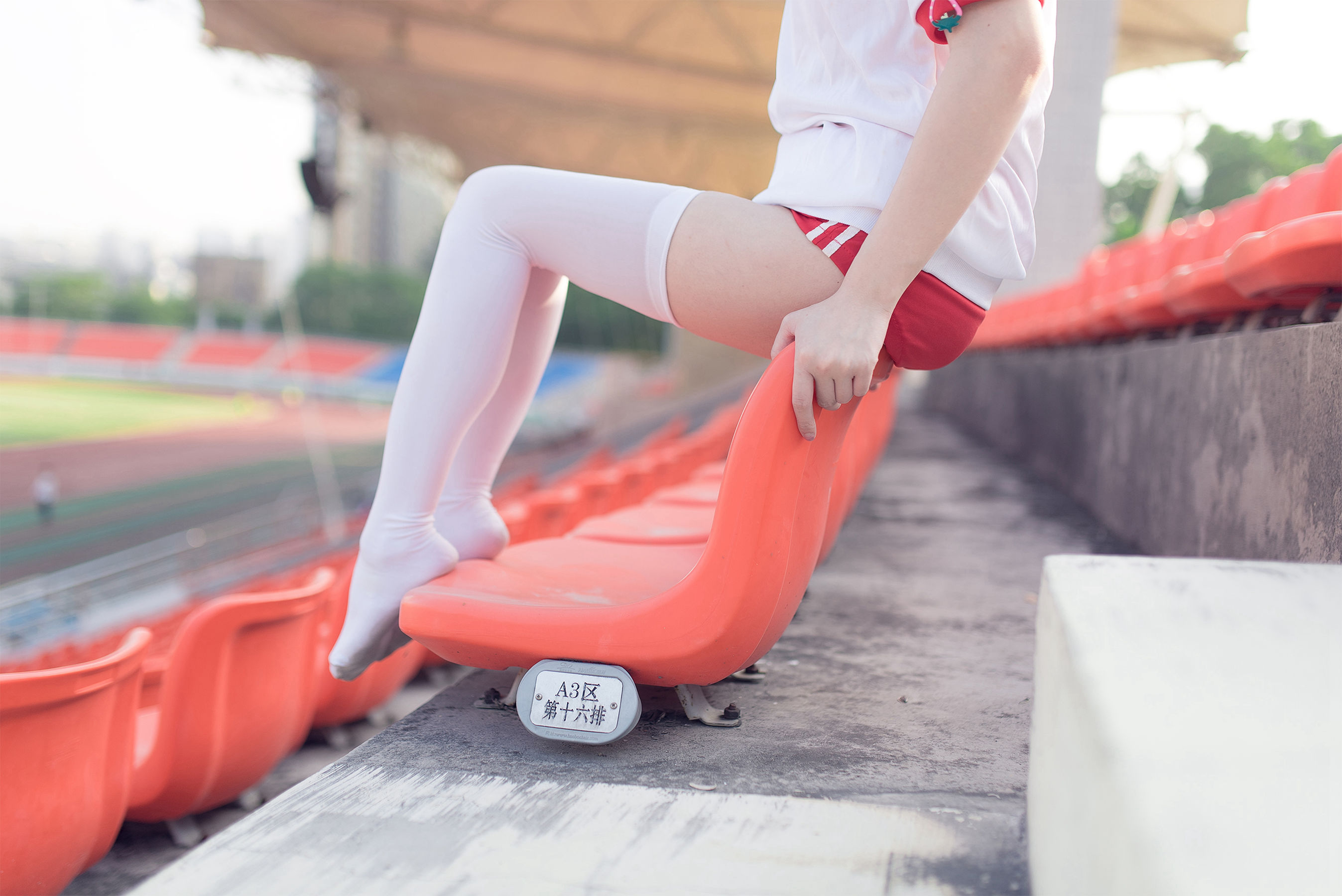 NO.112 运动场上的白丝体操服少女-图19