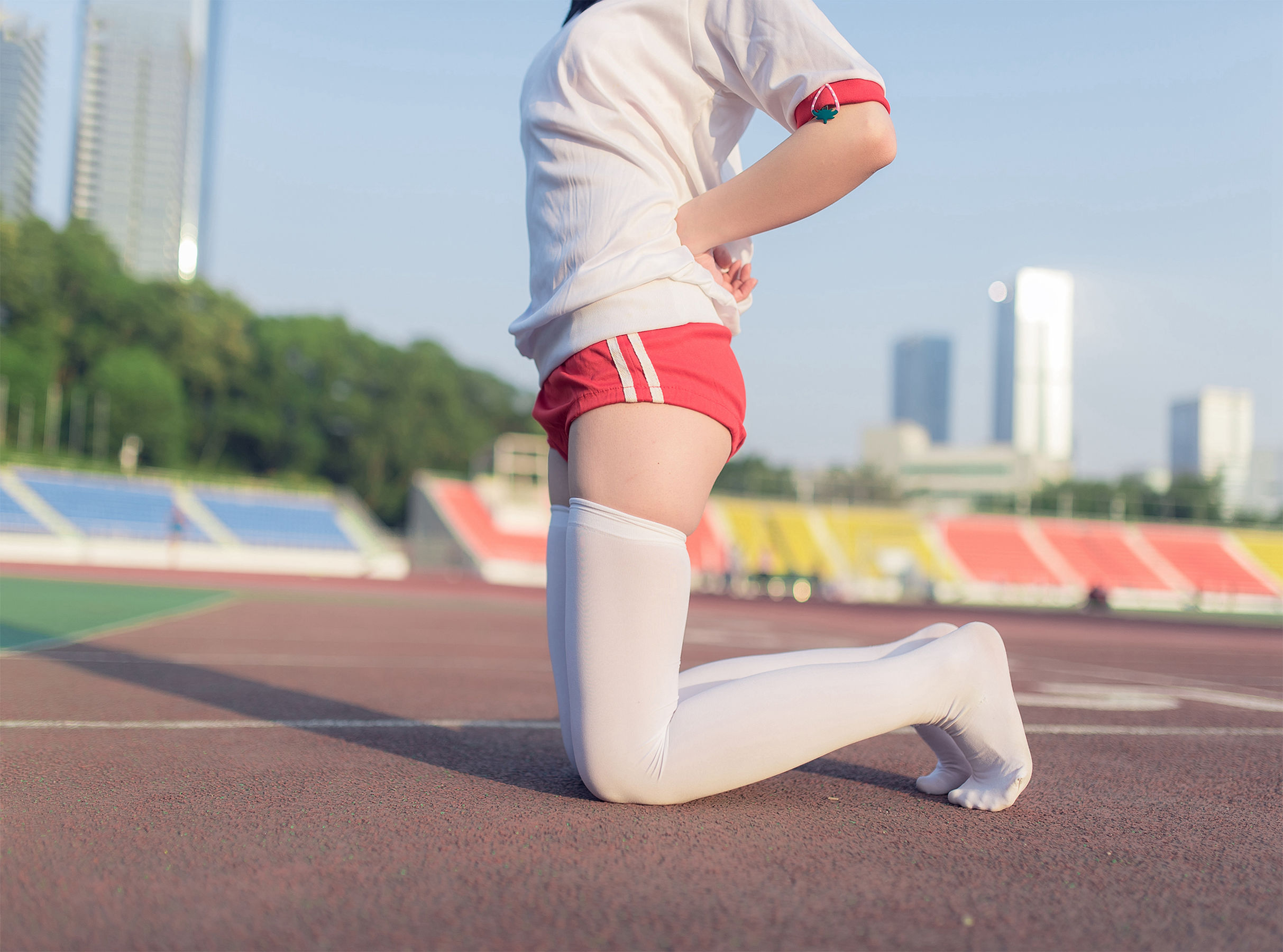 NO.112 运动场上的白丝体操服少女-图31