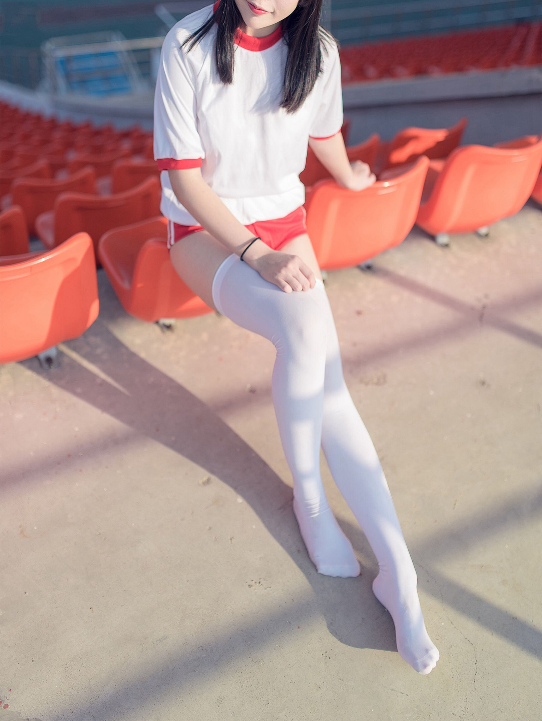 NO.112 运动场上的白丝体操服少女-图41
