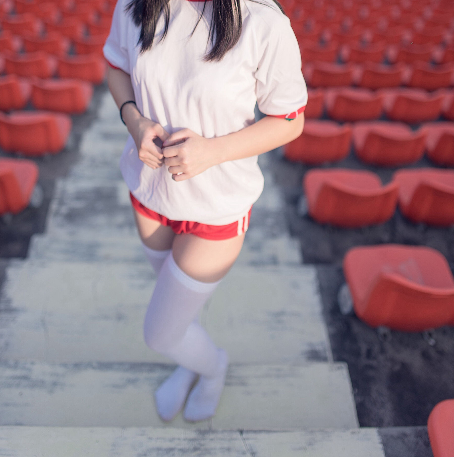 NO.112 运动场上的白丝体操服少女-图42