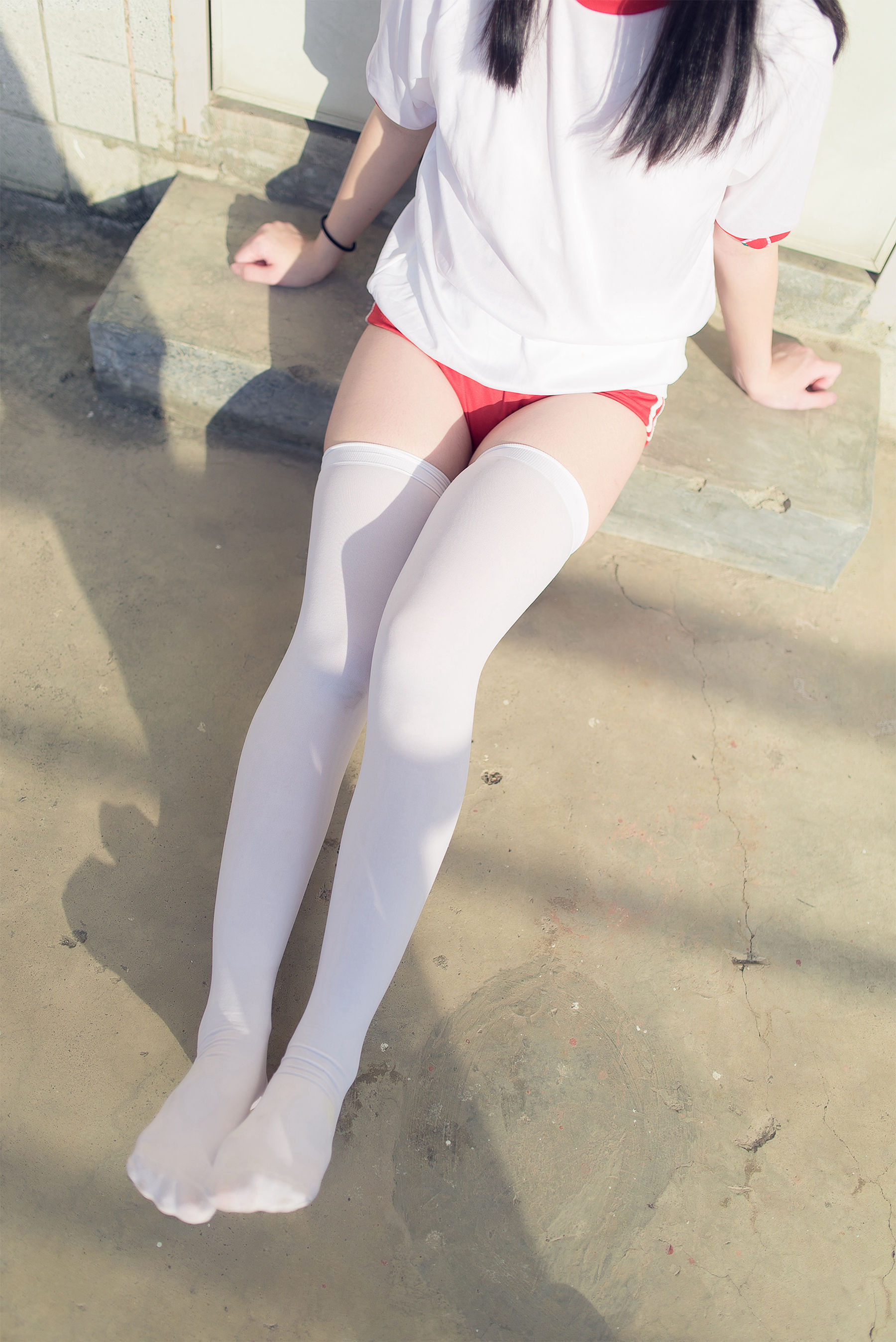 NO.112 运动场上的白丝体操服少女-图46