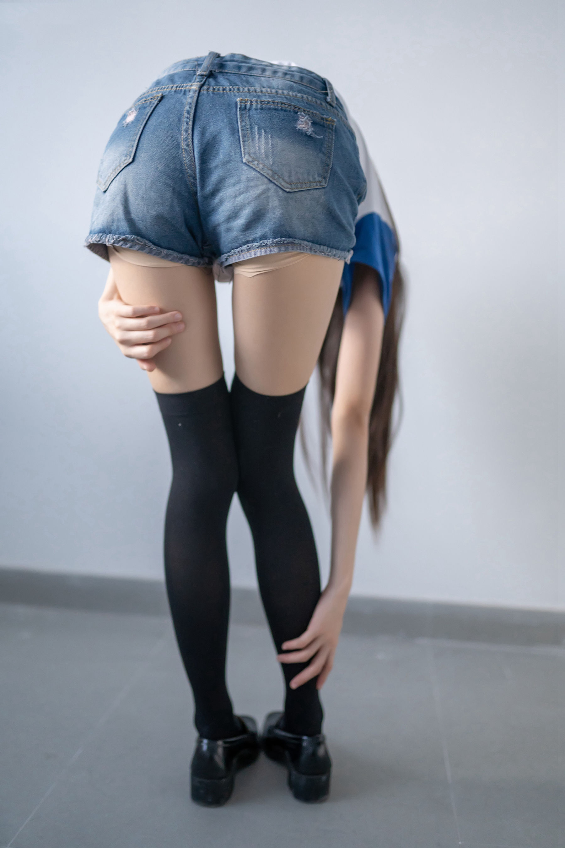 NO.113 黑丝牛仔短裤小蛮腰-图44
