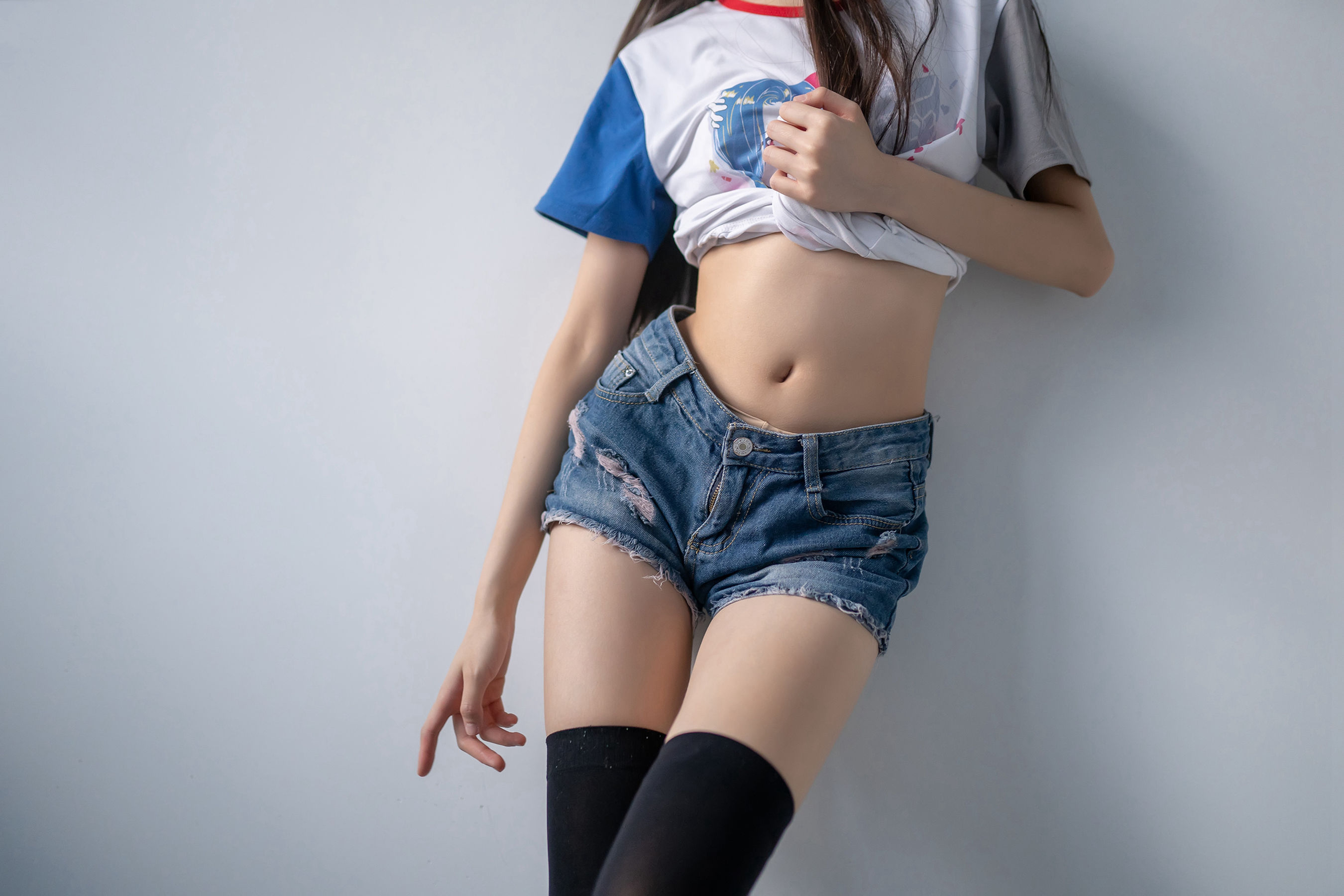 NO.113 黑丝牛仔短裤小蛮腰-图5