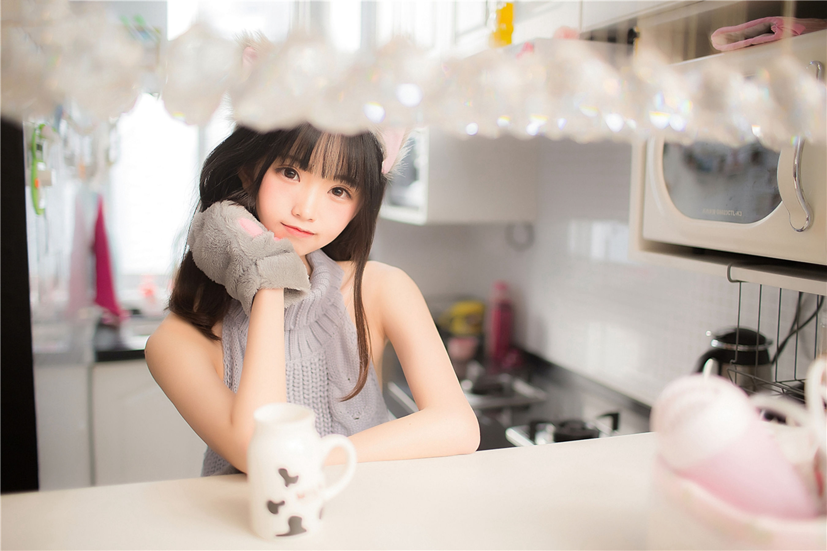 NO.128 露背毛衣熊女孩-图0