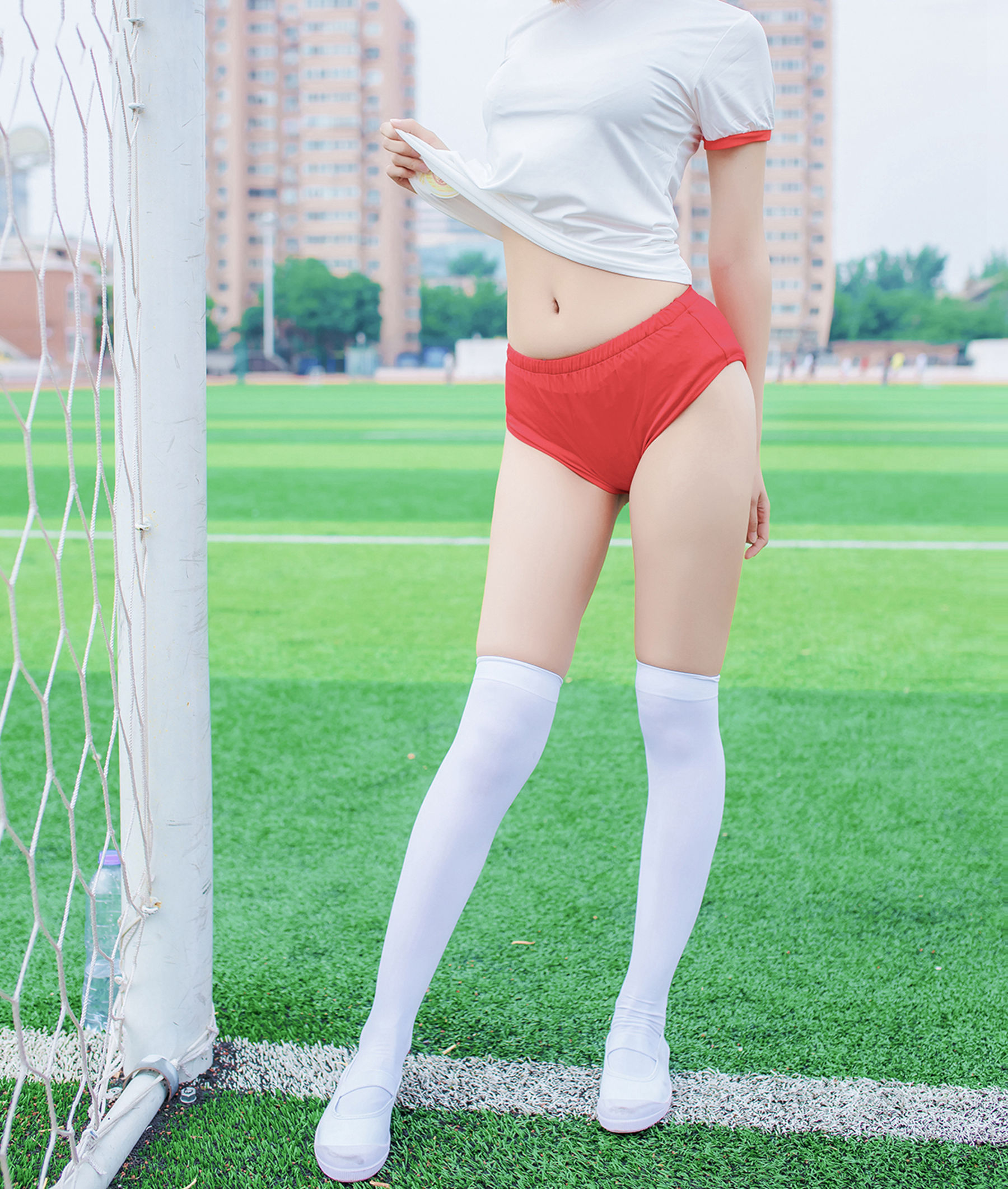 NO.132 体操服少女的过膝白丝-图3