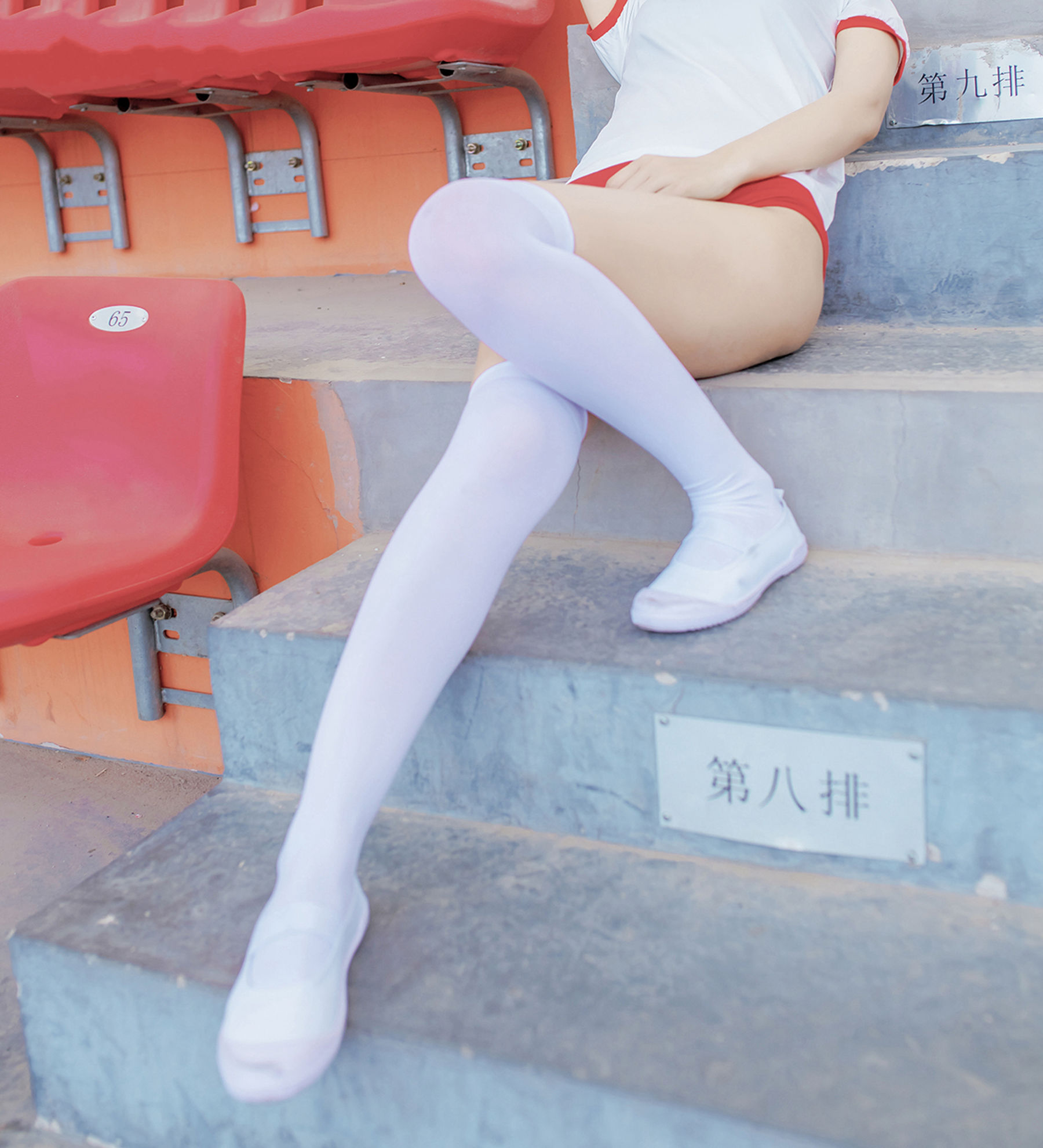 NO.132 体操服少女的过膝白丝-图5
