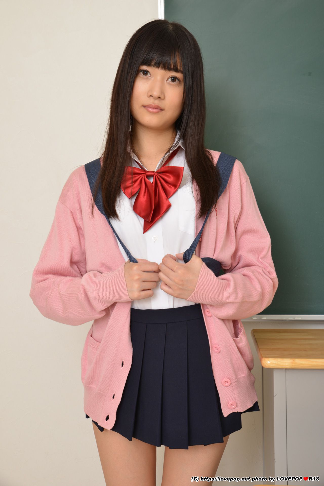 Suzu Yamai 山井すず Photoset 03-图1