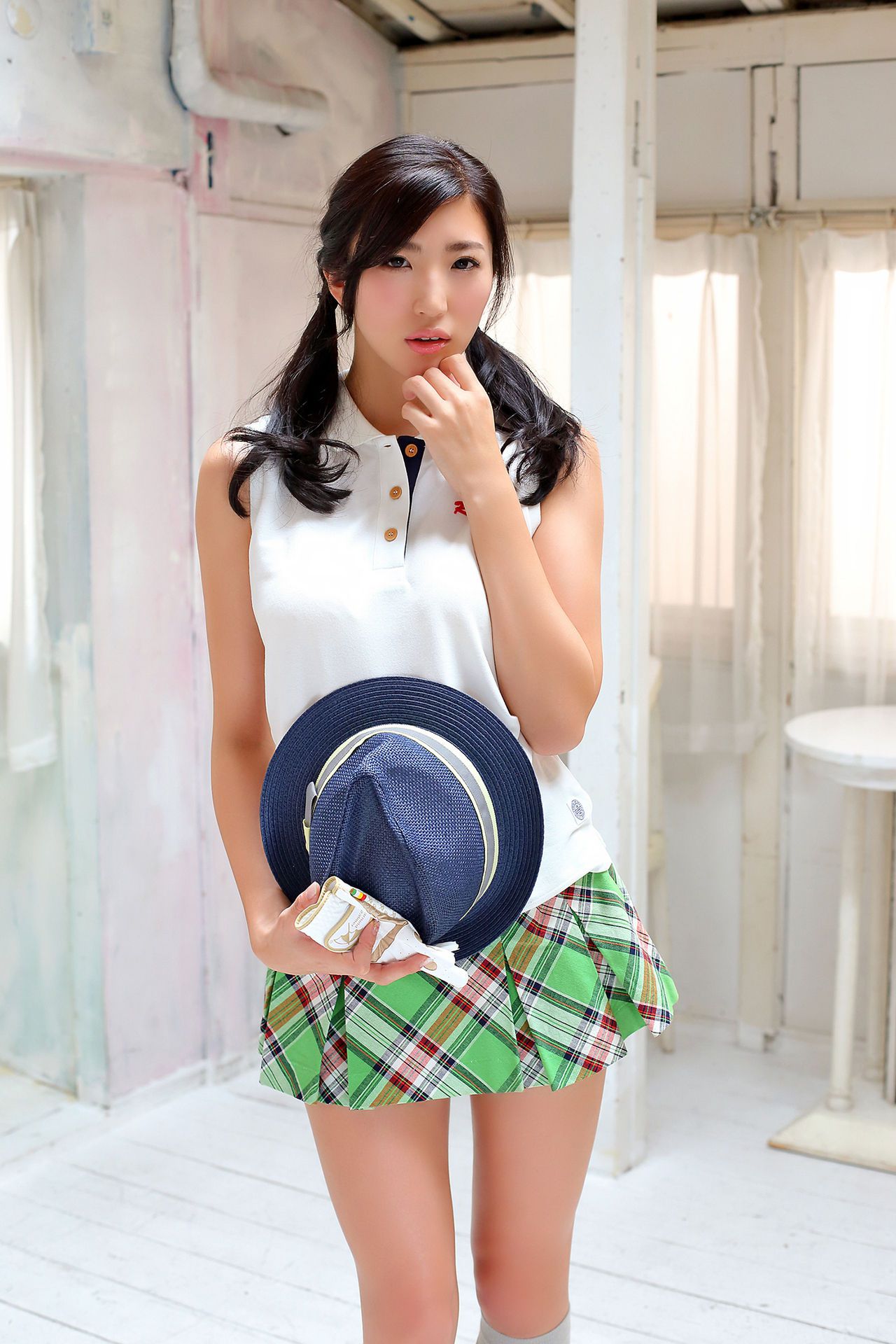 松嶋えいみ《至高の曲線美 松嶋えいみ 必撮！まるごと☆》-图8