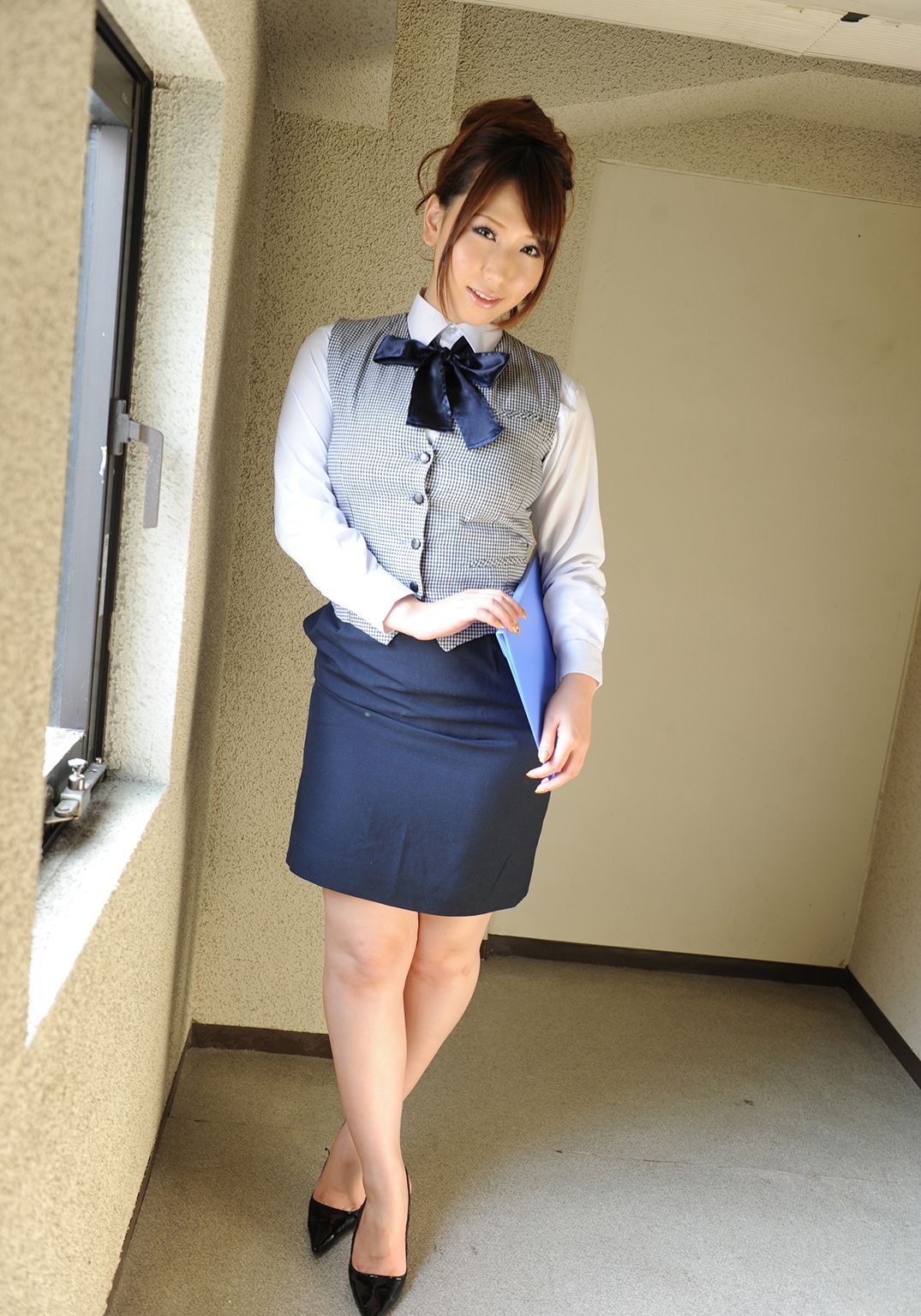 桐山瑠衣&さとう遥希&佐山愛《巨乳OLと秘密の残業》-图47