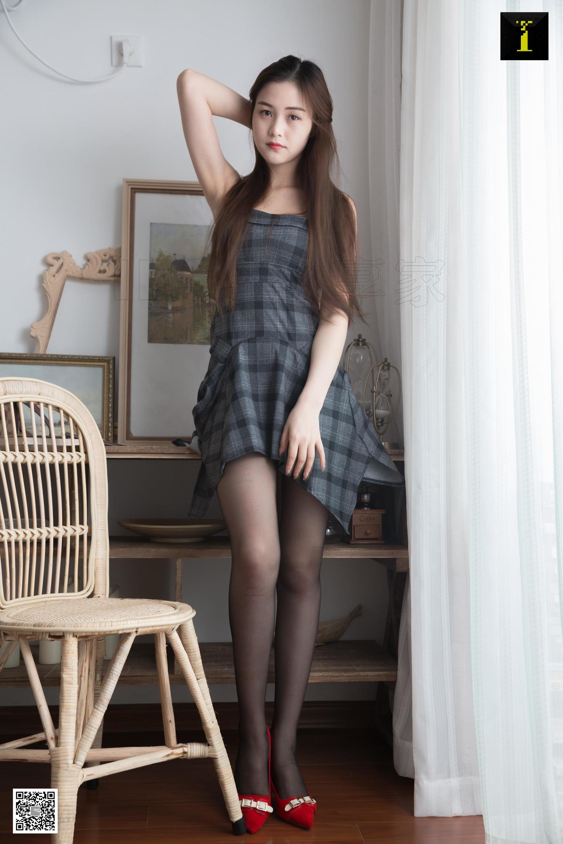模特：九妹《九妹的红鞋格子裙》-图15