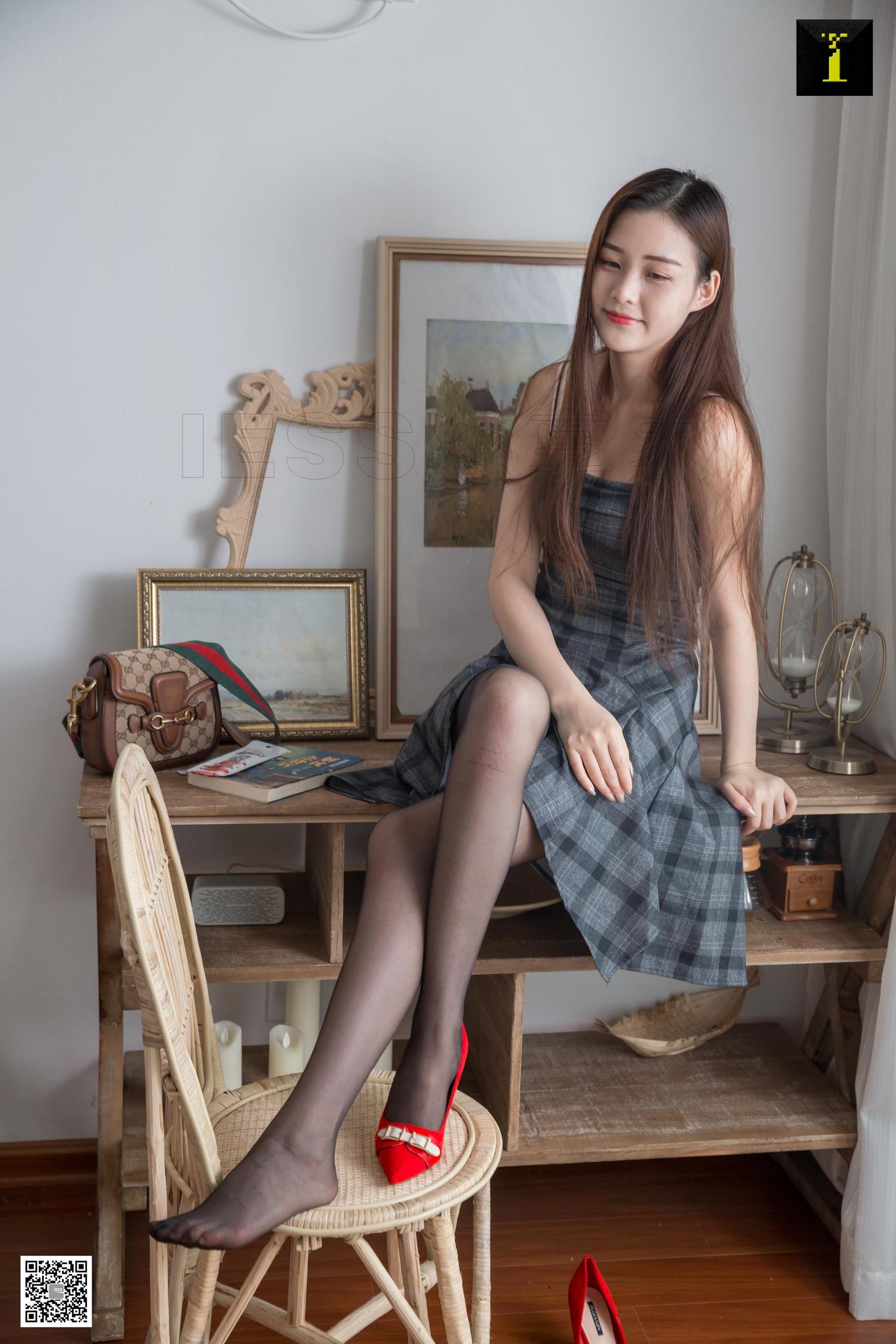 模特：九妹《九妹的红鞋格子裙》-图26