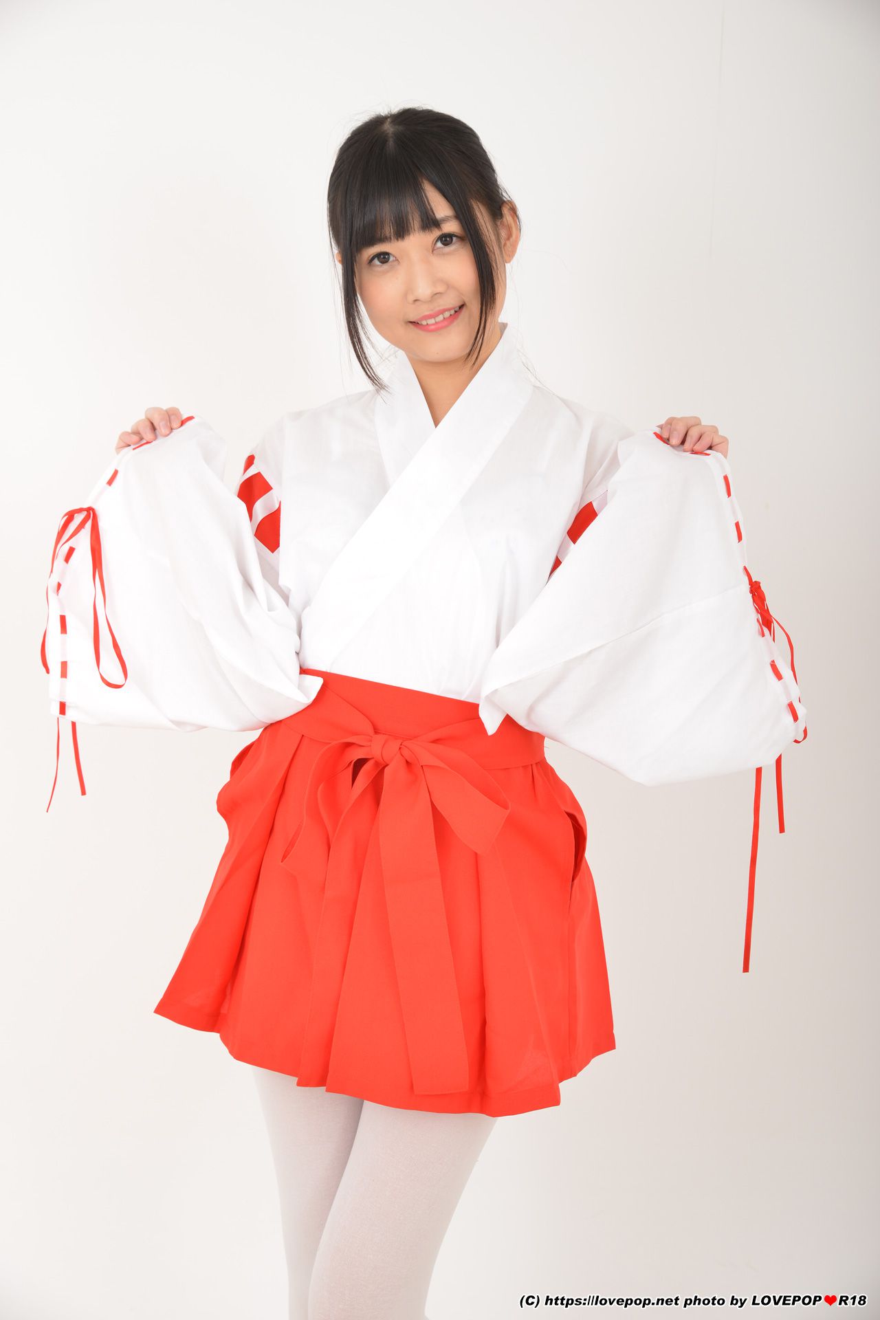 Suzu Yamai 山井すず Photoset 06-图1