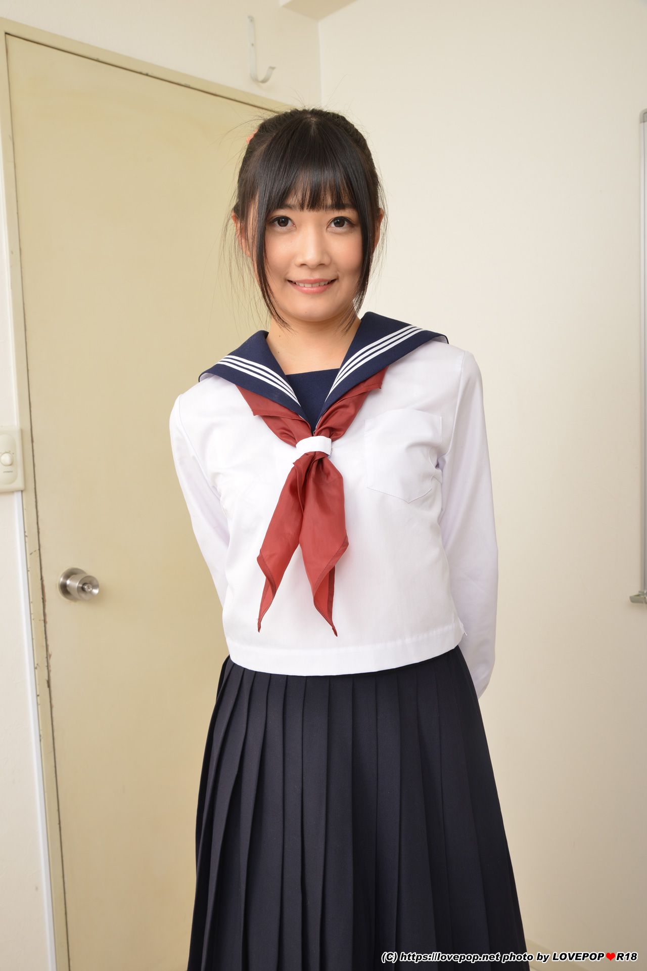 Suzu Yamai 山井すず Photoset 08-图1