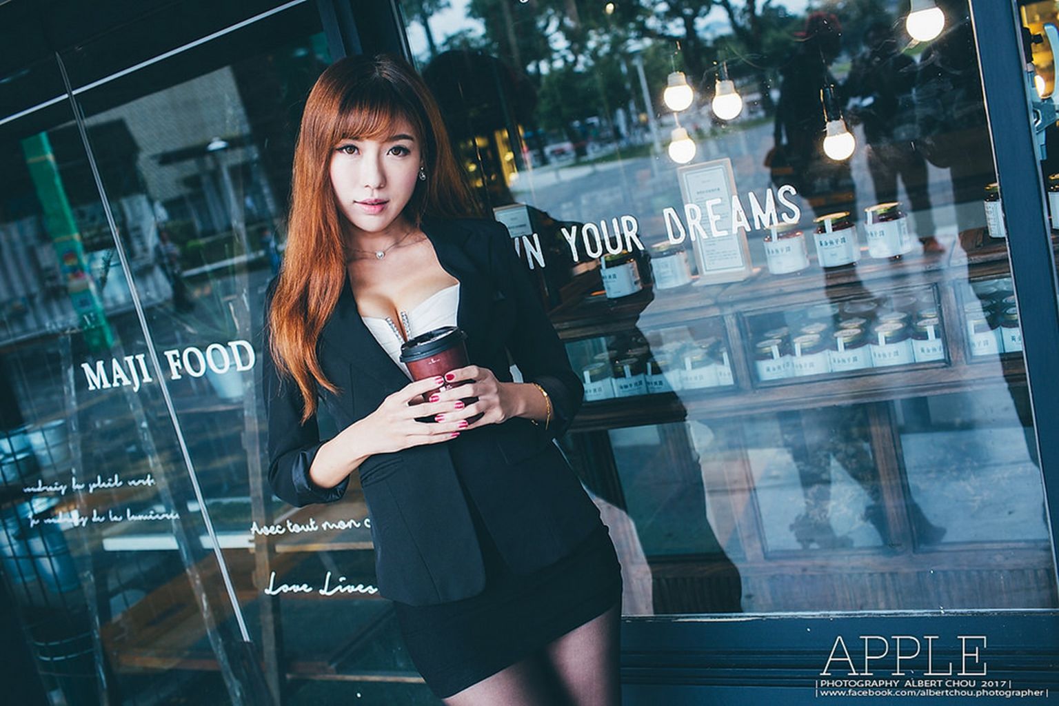 张闵净(小净) - 黑丝OL街拍女神-图9