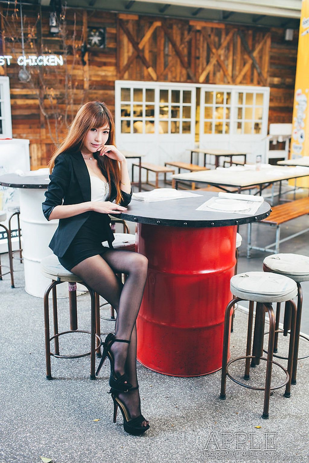 张闵净(小净) - 黑丝OL街拍女神-图14