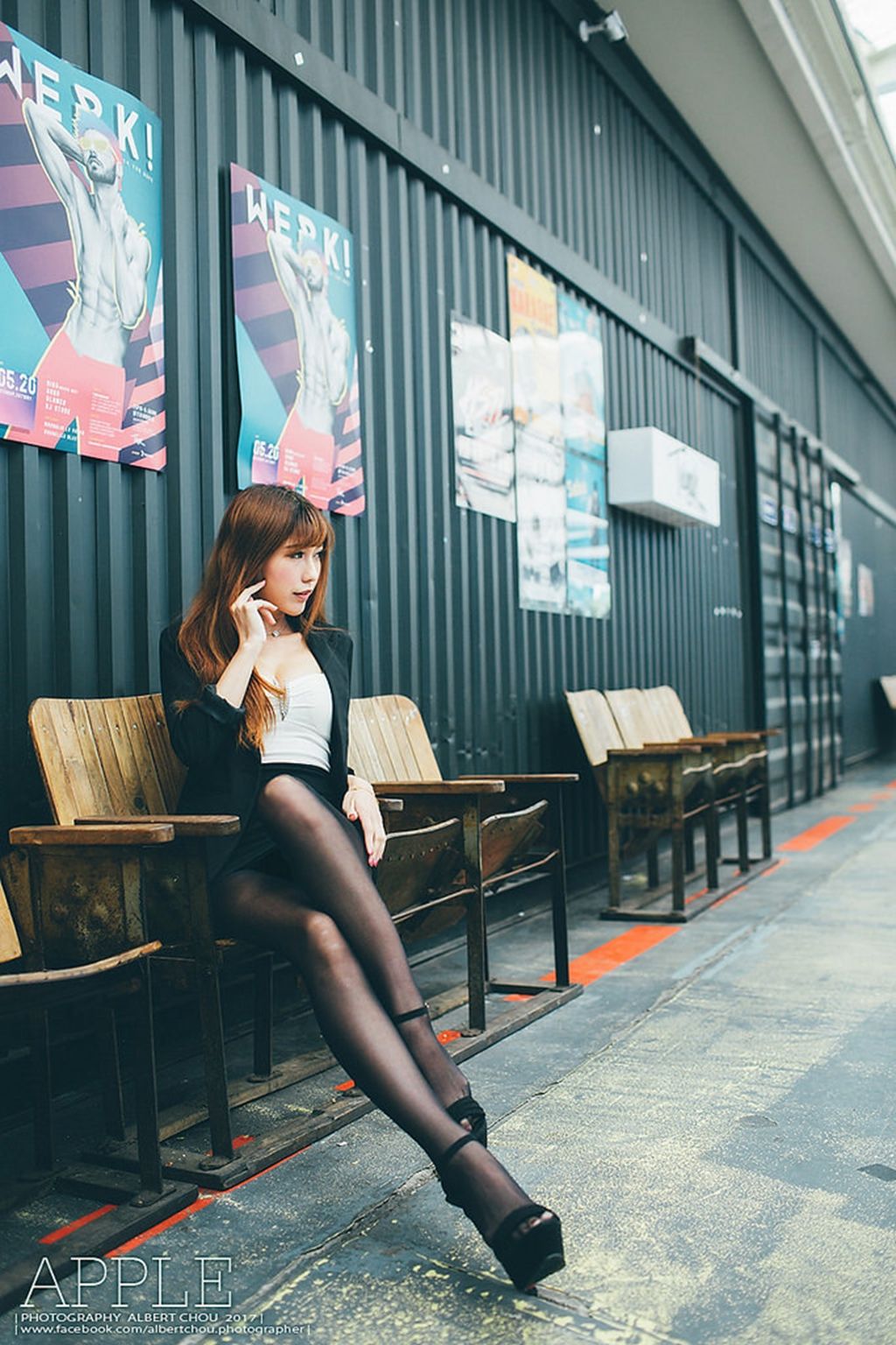 张闵净(小净) - 黑丝OL街拍女神-图49