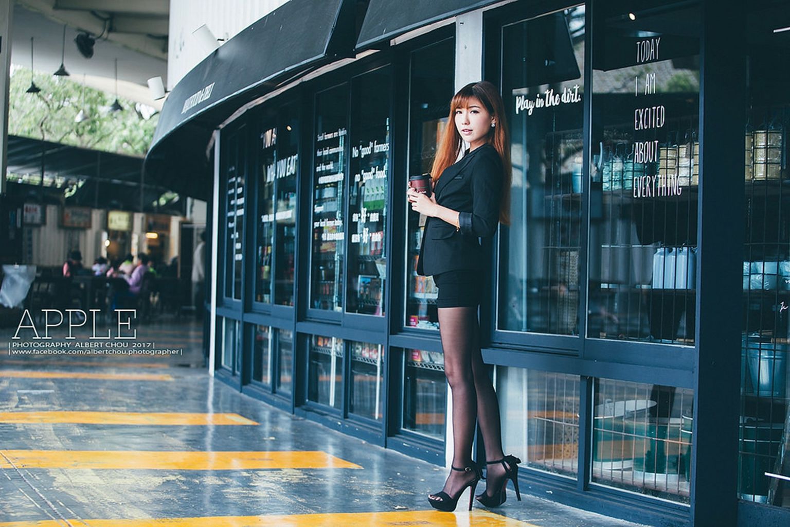 张闵净(小净) - 黑丝OL街拍女神-图6