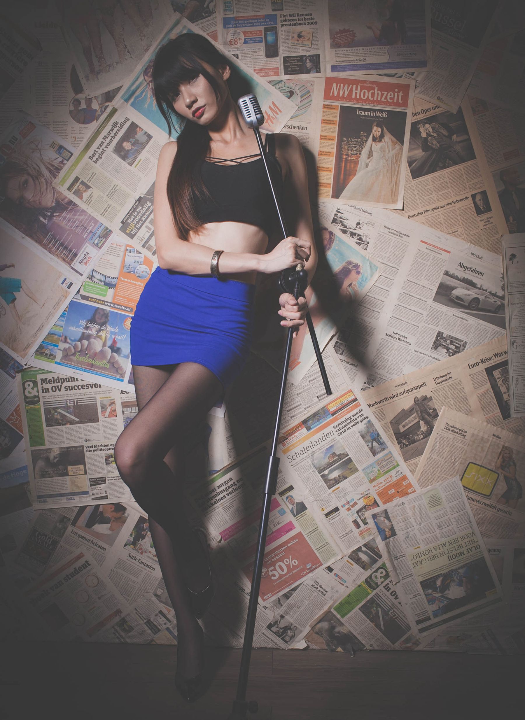 蔡译心Candice - 黑丝+蓝色包臀裙美腿写真-图4