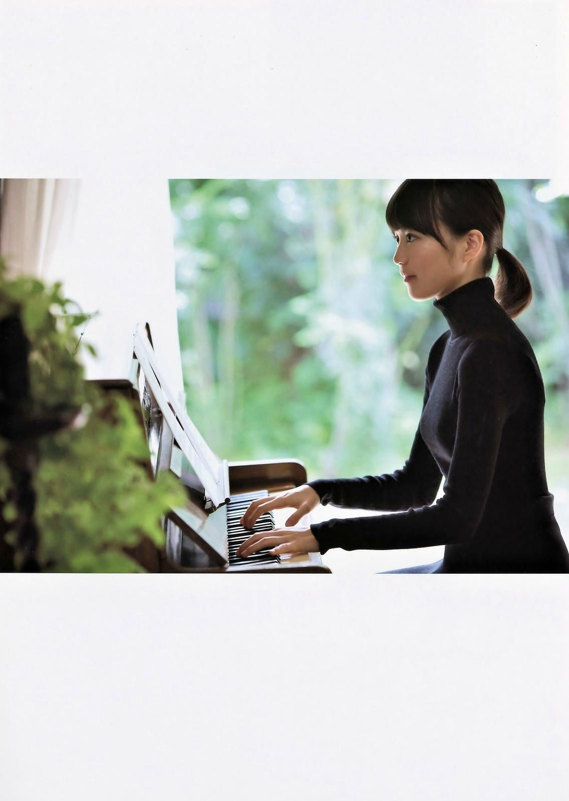 2014年12月号 岸明日香 生田絵梨花-图30