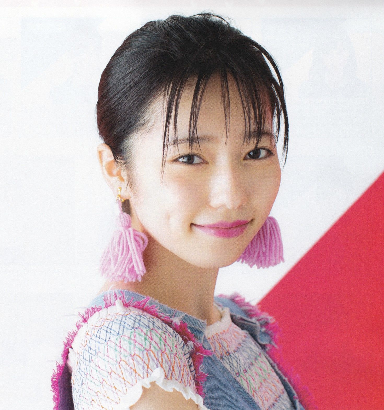 2016年08月号 生駒里奈 井上小百合 伊藤万理華-图34