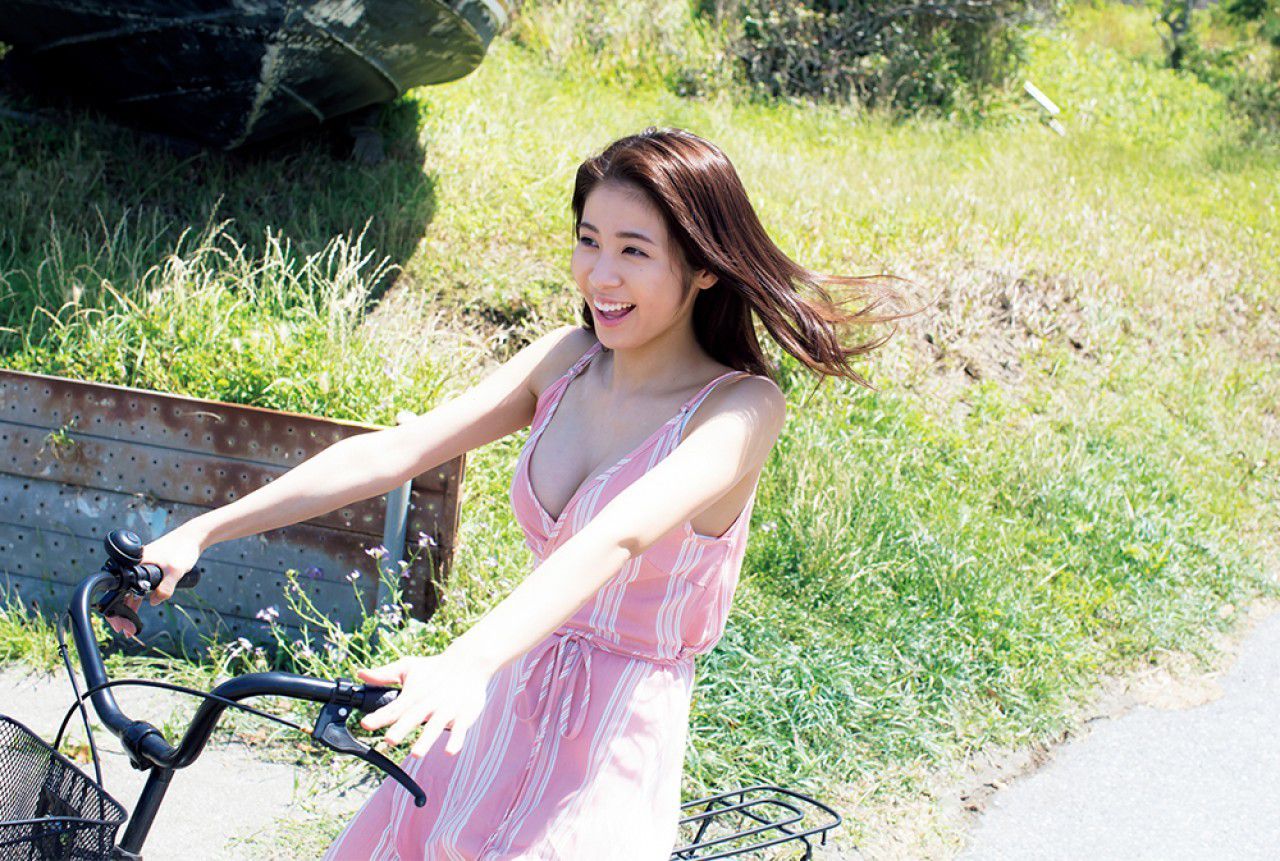 2018.06.08 澤北るな 「美バストがこぼれちゃう！」ちょっとエッチな海合宿(動画付き)-图1