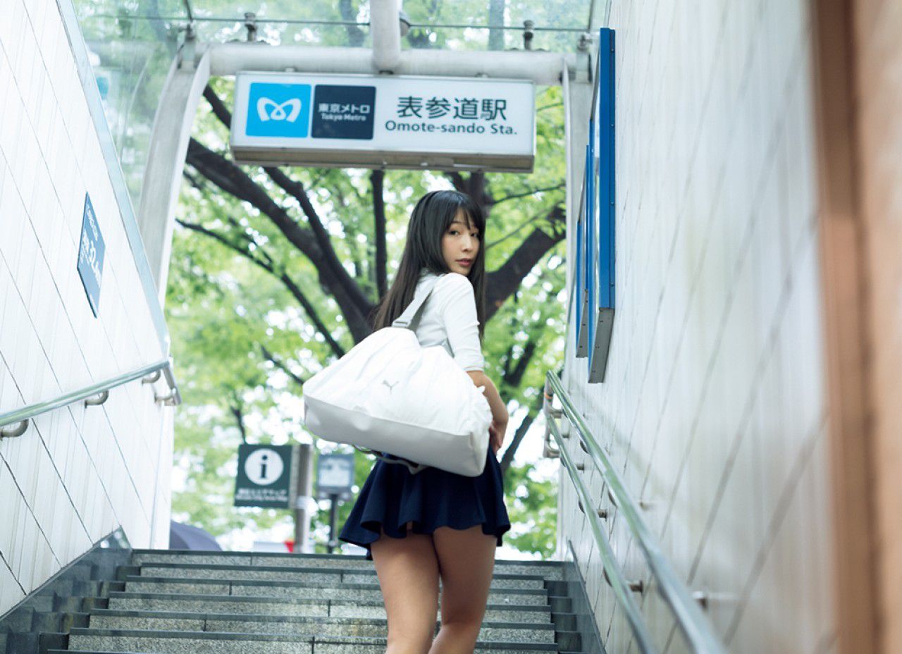 2018.07.13 川崎あや くびれスト?「ジムでエッチな筋トレを」奇跡のボディライン スペシャル9カット！動画付き-图0