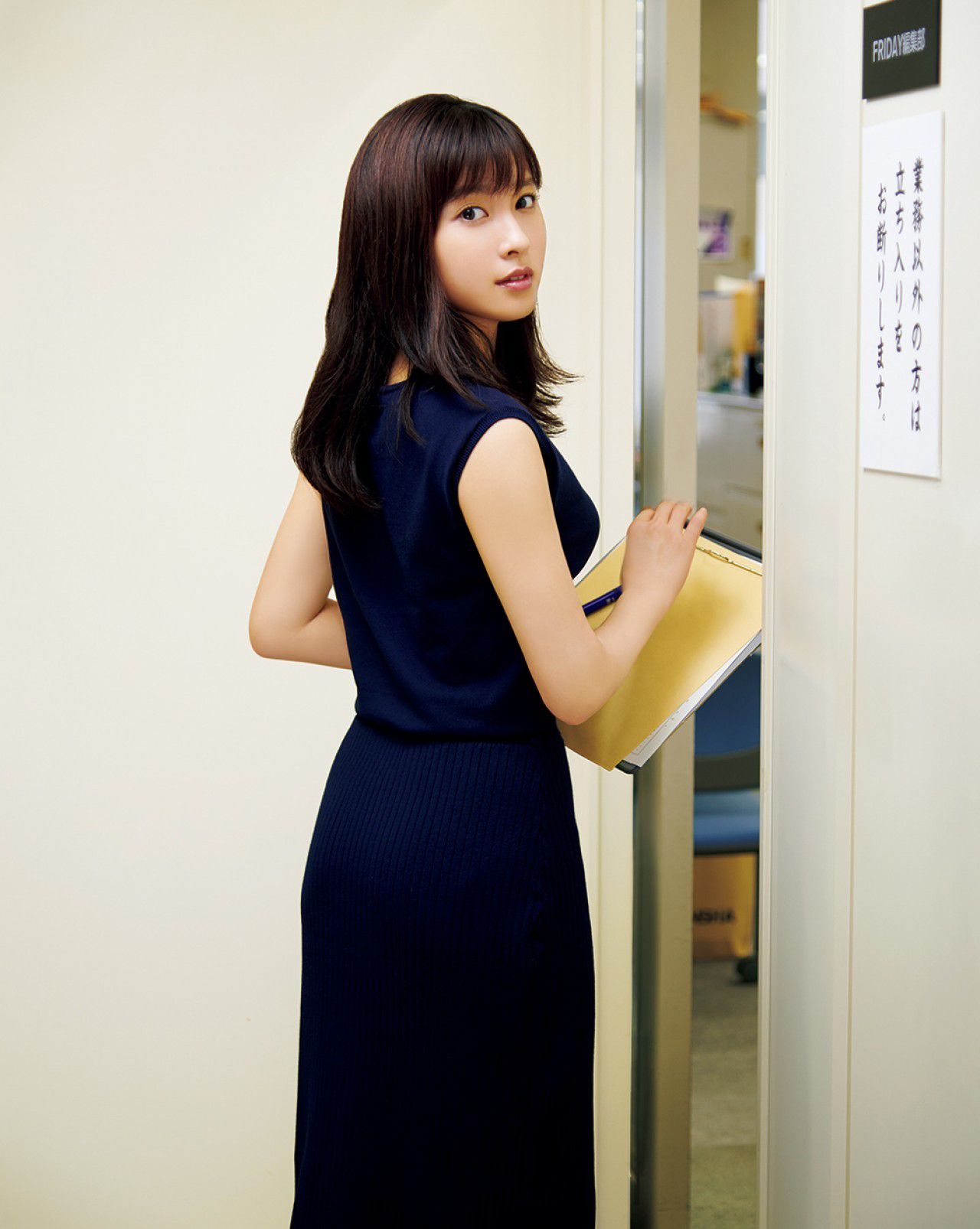 2018.12.07 土屋太鳳 オフィスでセクシー-图0