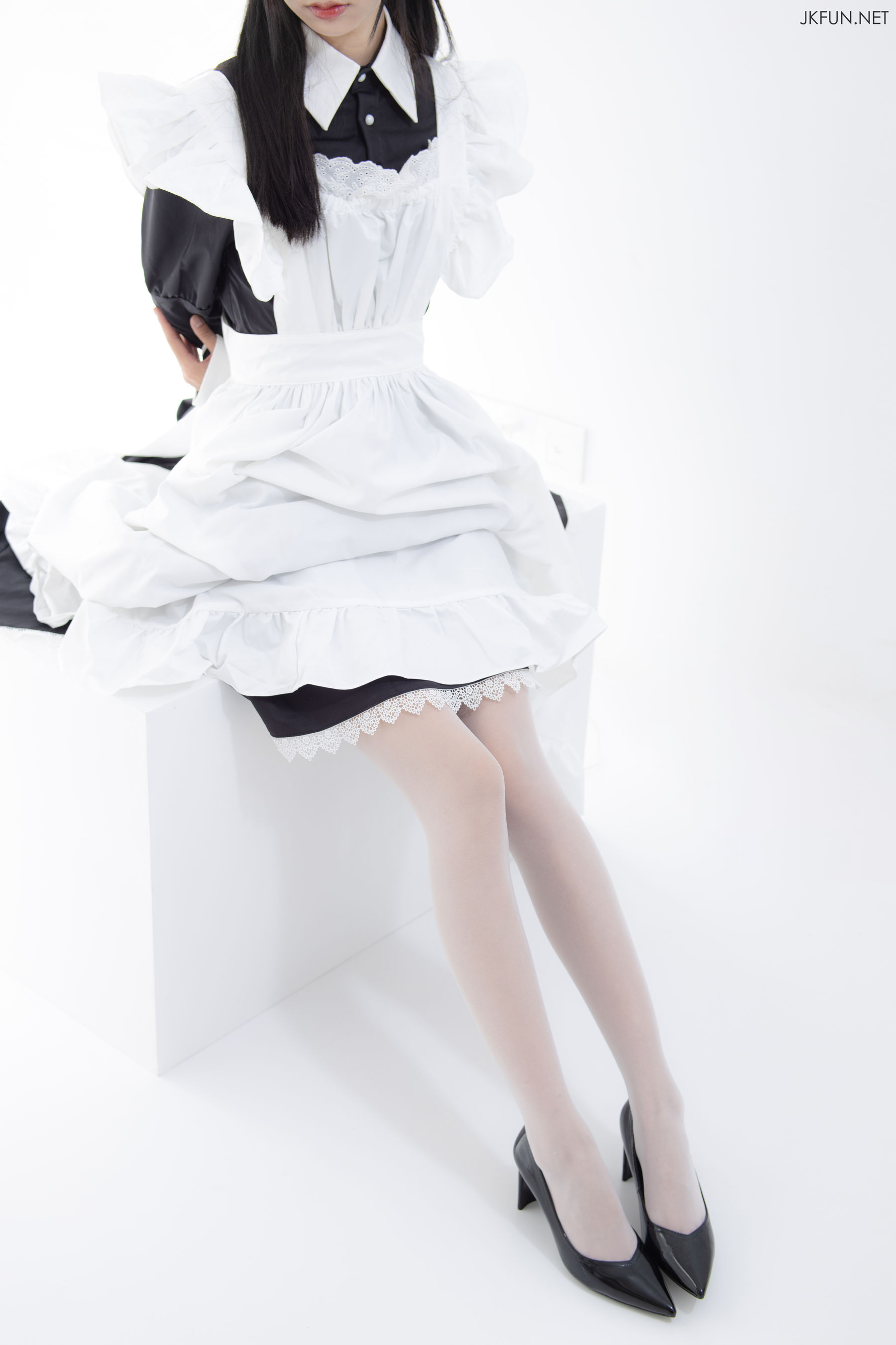 女仆眼镜妹-图18