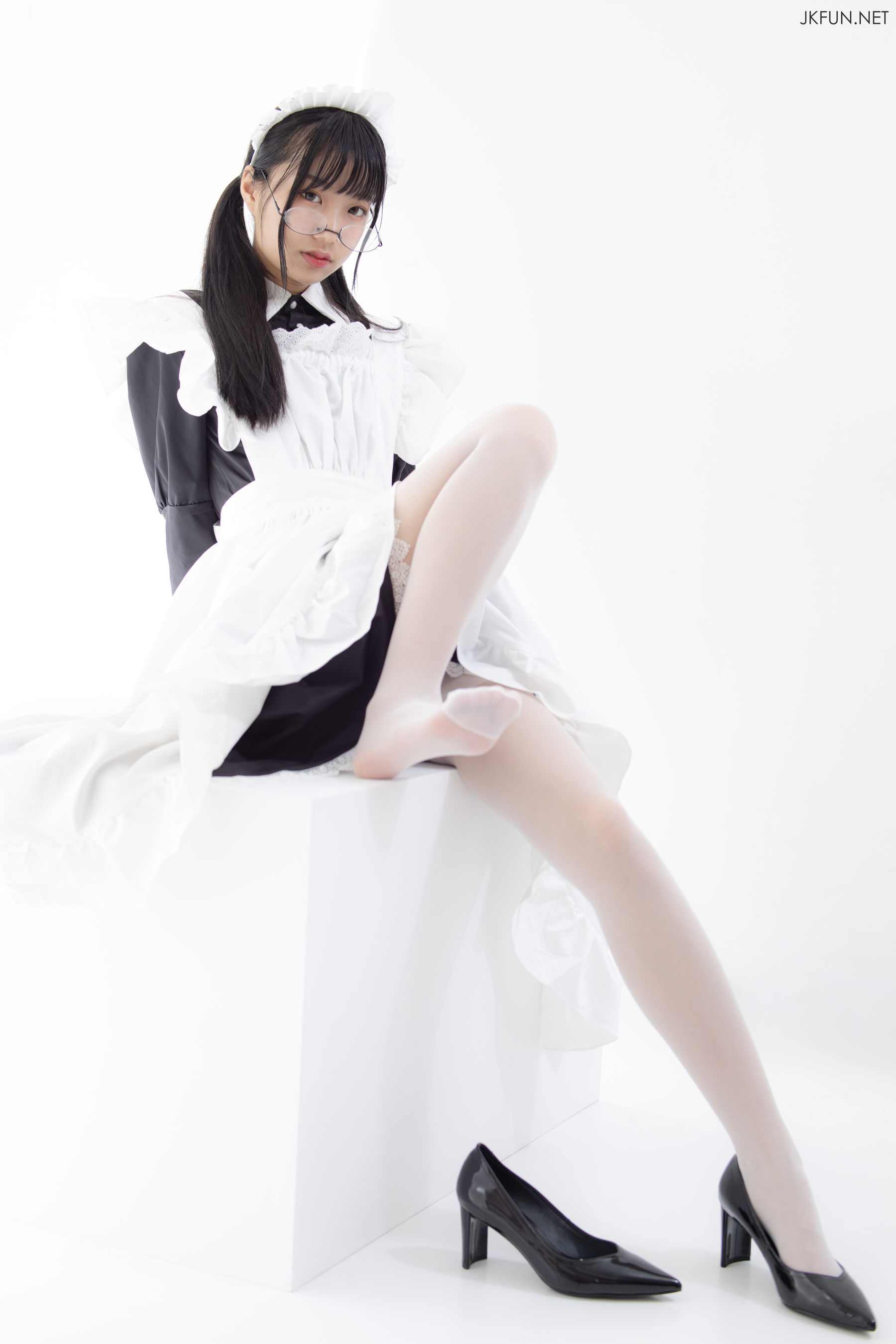 女仆眼镜妹-图22