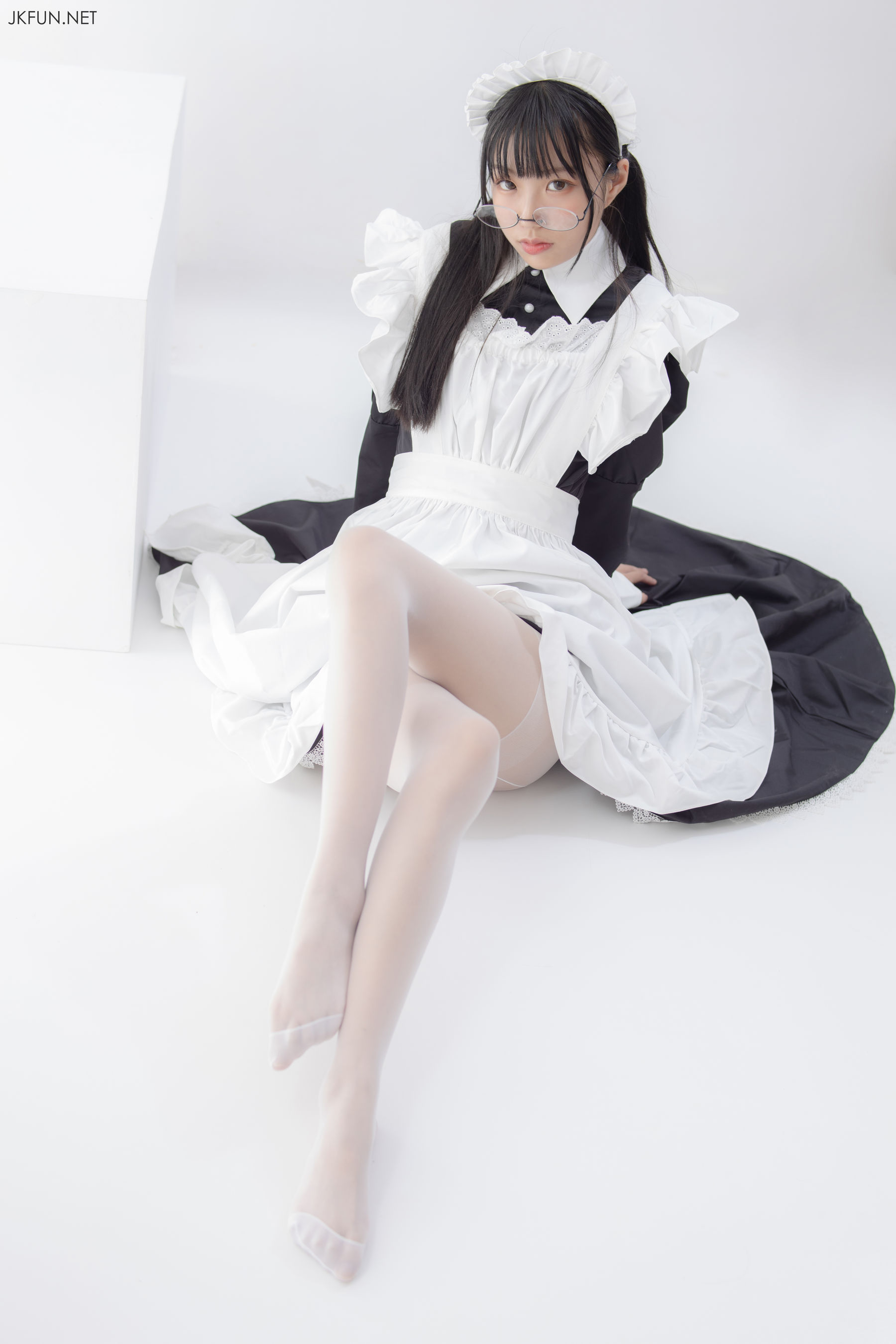 女仆眼镜妹-图44