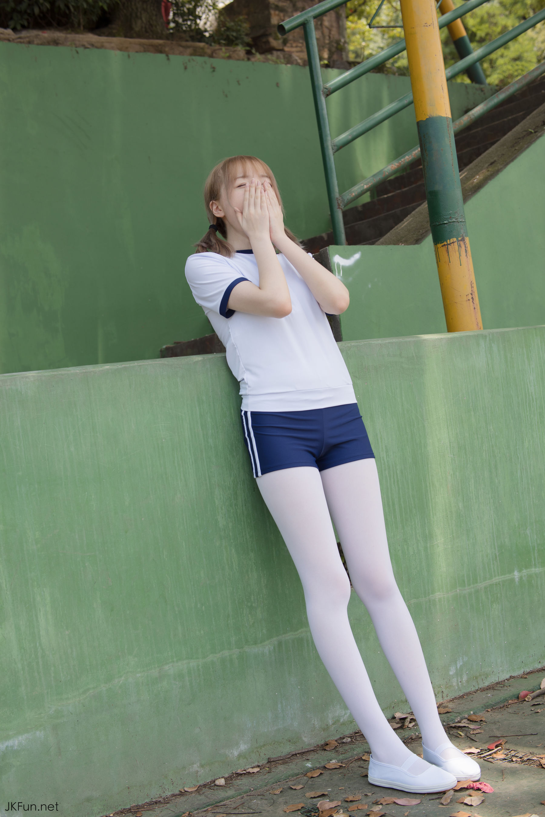 Aika 80D白丝外景体操服-图13