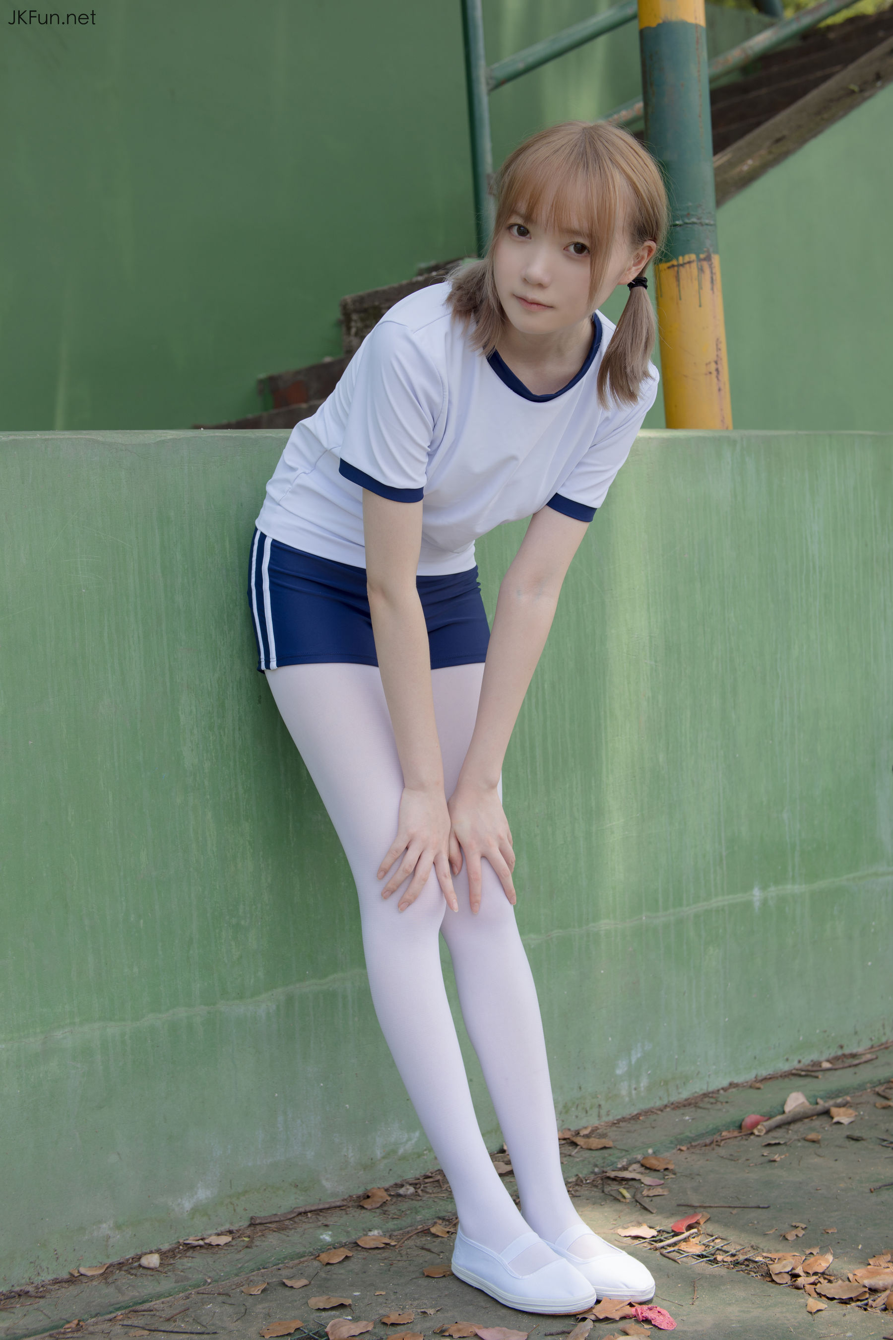 Aika 80D白丝外景体操服-图14