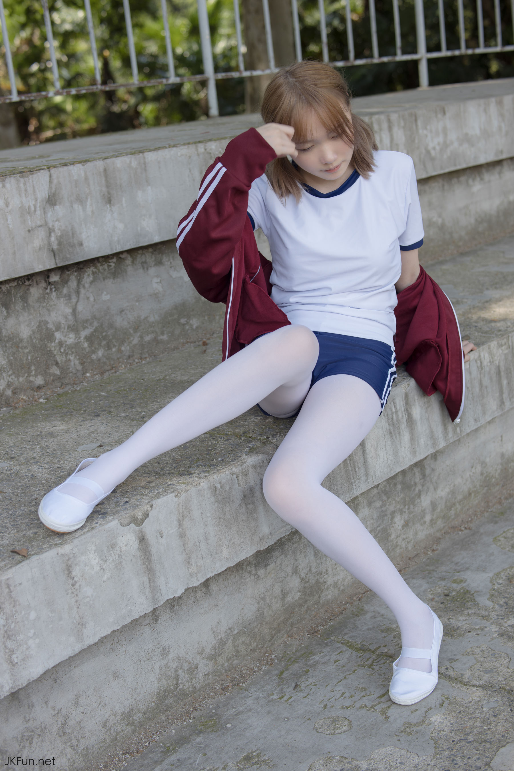 Aika 80D白丝外景体操服-图23