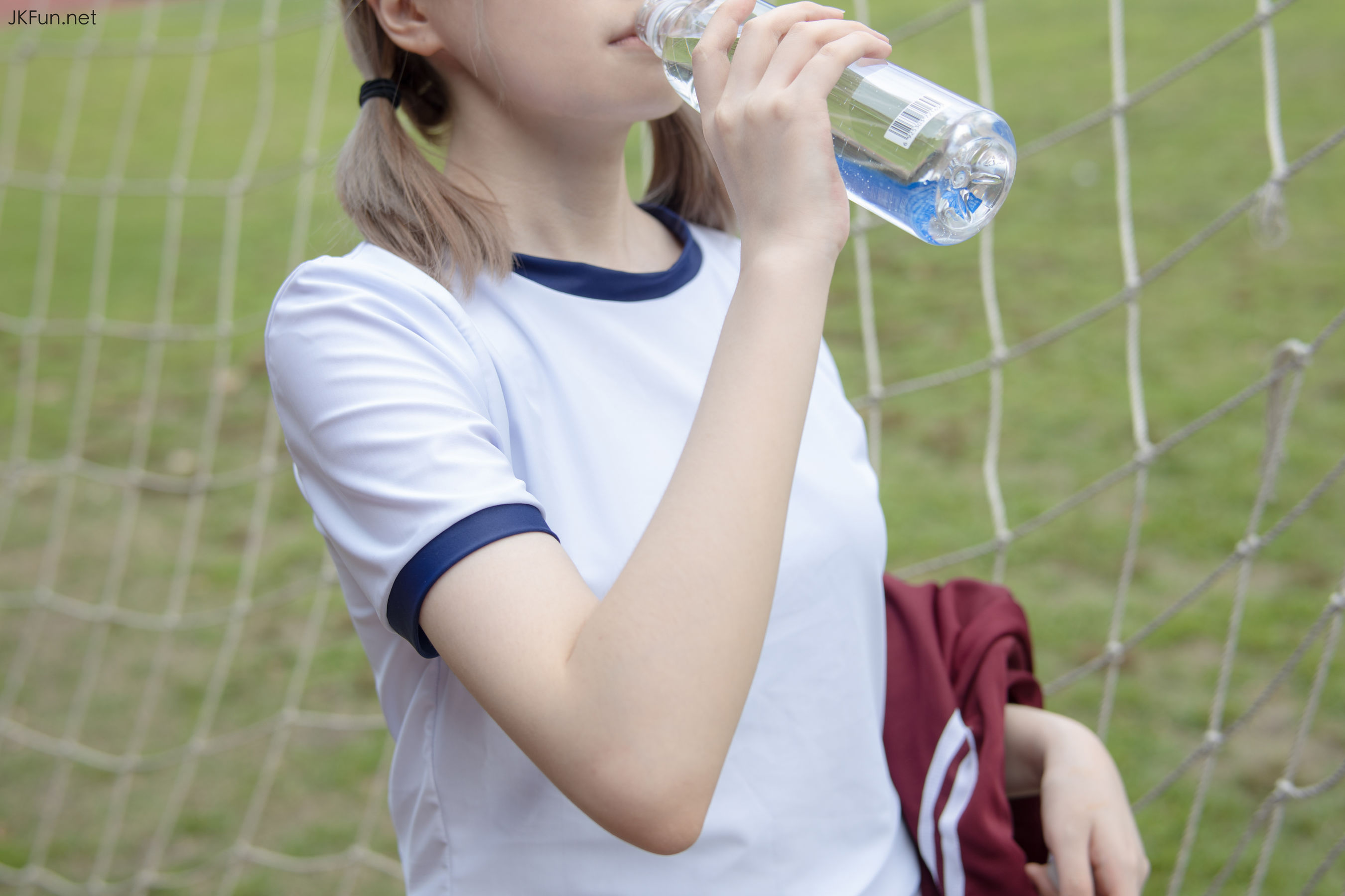 Aika 80D白丝外景体操服-图39