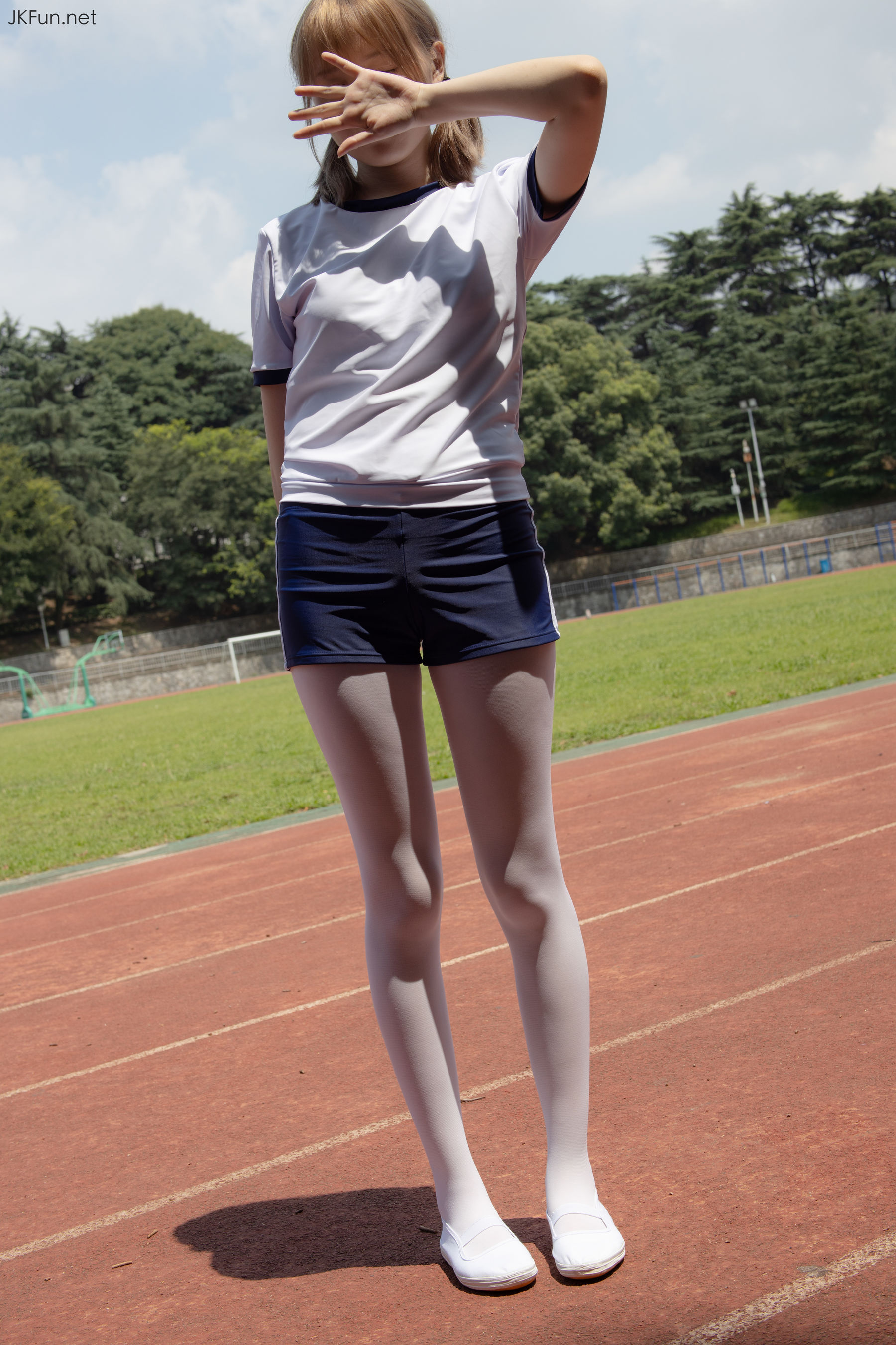 Aika 80D白丝外景体操服-图52