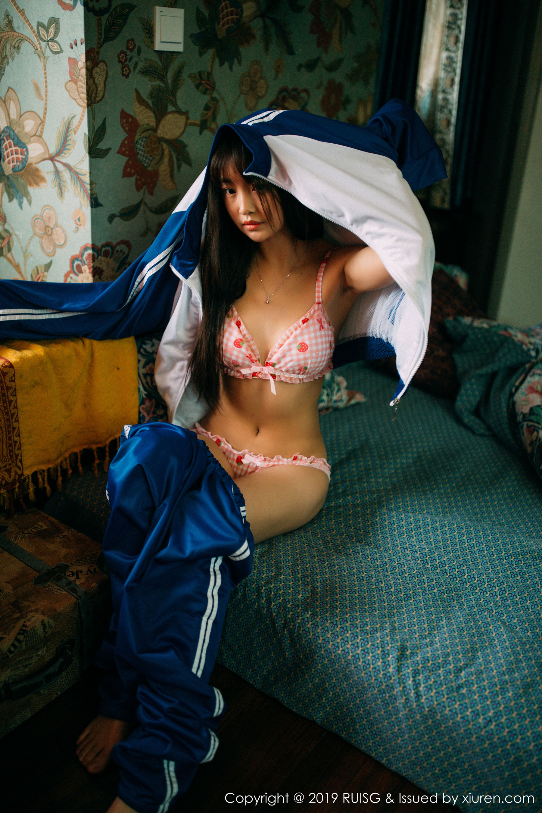 Vol.069 圆圆Daphne-图1