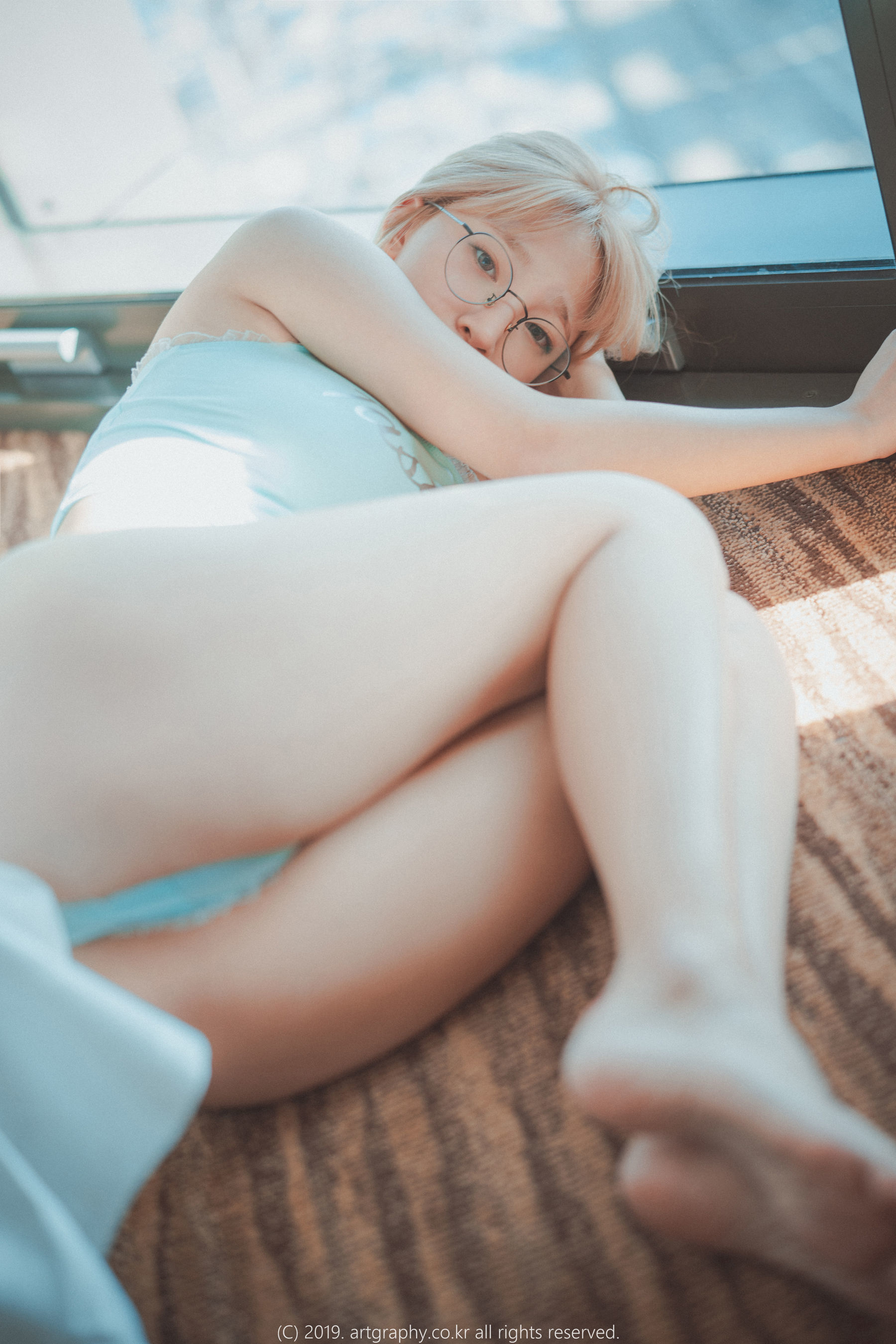 VOL.056 巨乳少女姜仁卿 - 蕾丝内衣+吊带小背心-图30