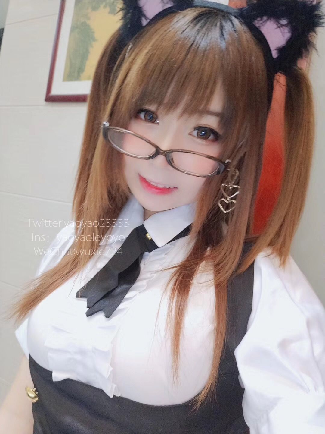 摇摇乐yoyo - 黑丝女仆-图1