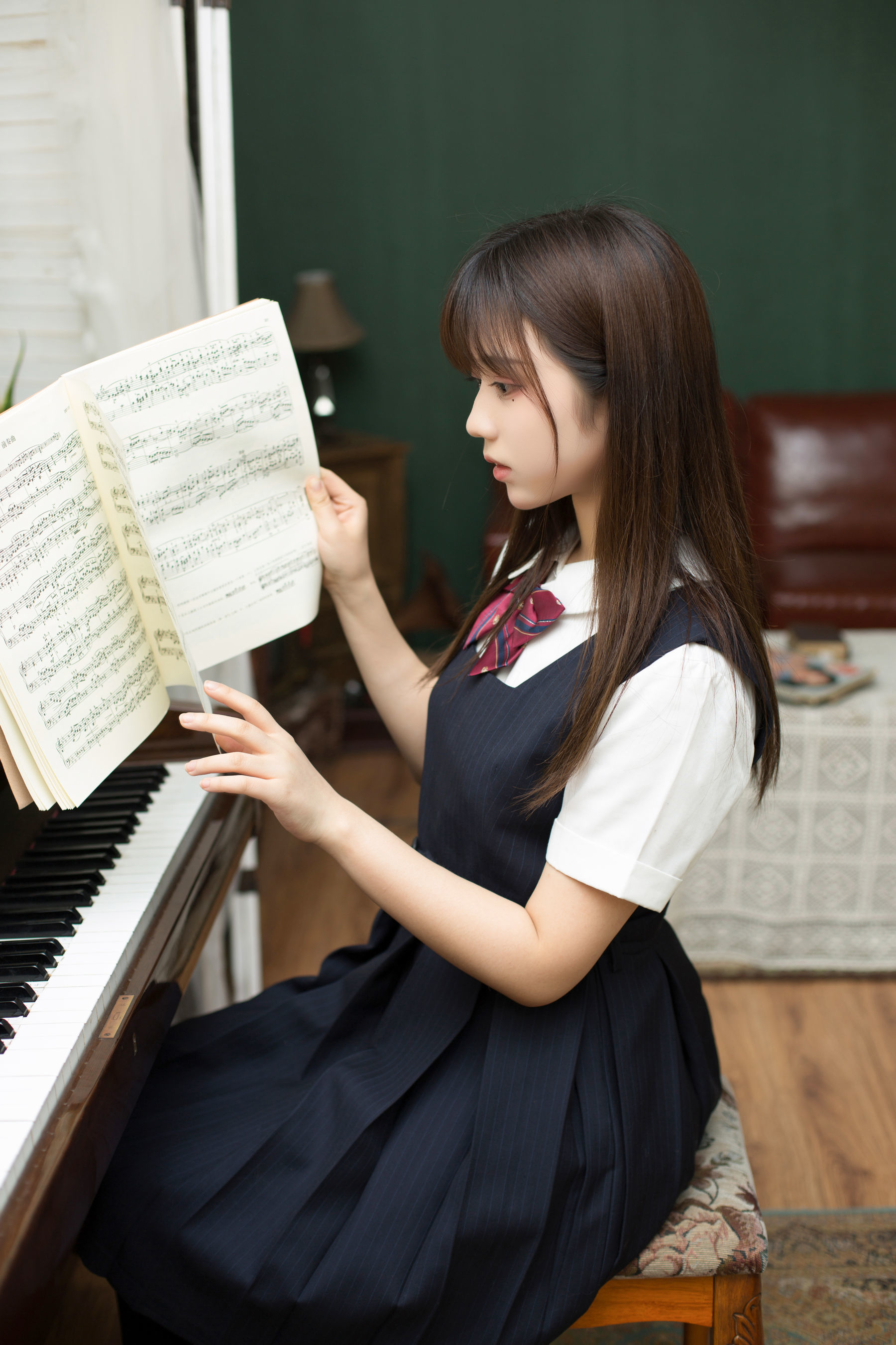微博福利姬镜酱 - 不知梦 制服-图2