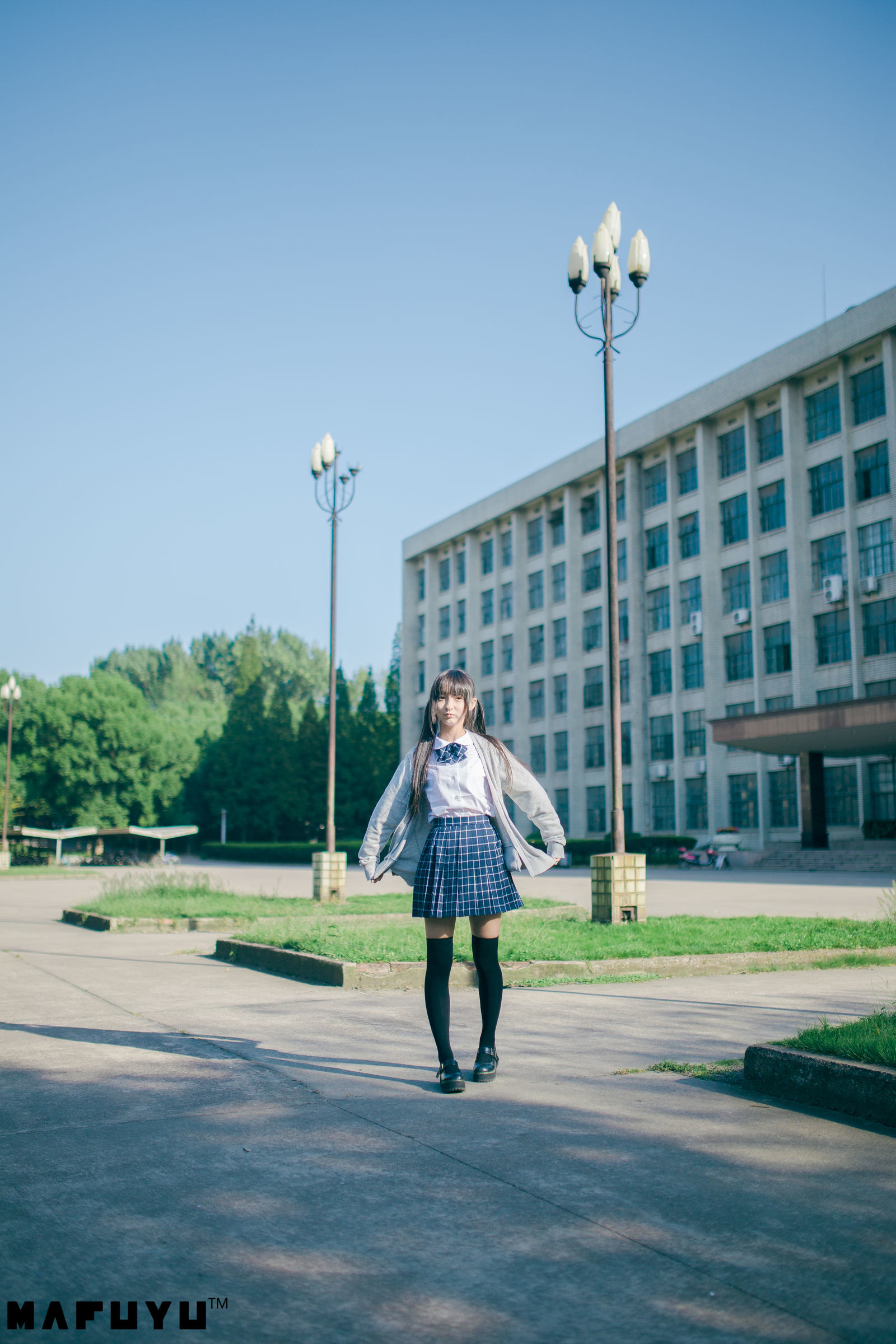 神楽板真冬 阳光校服系列套图-图9