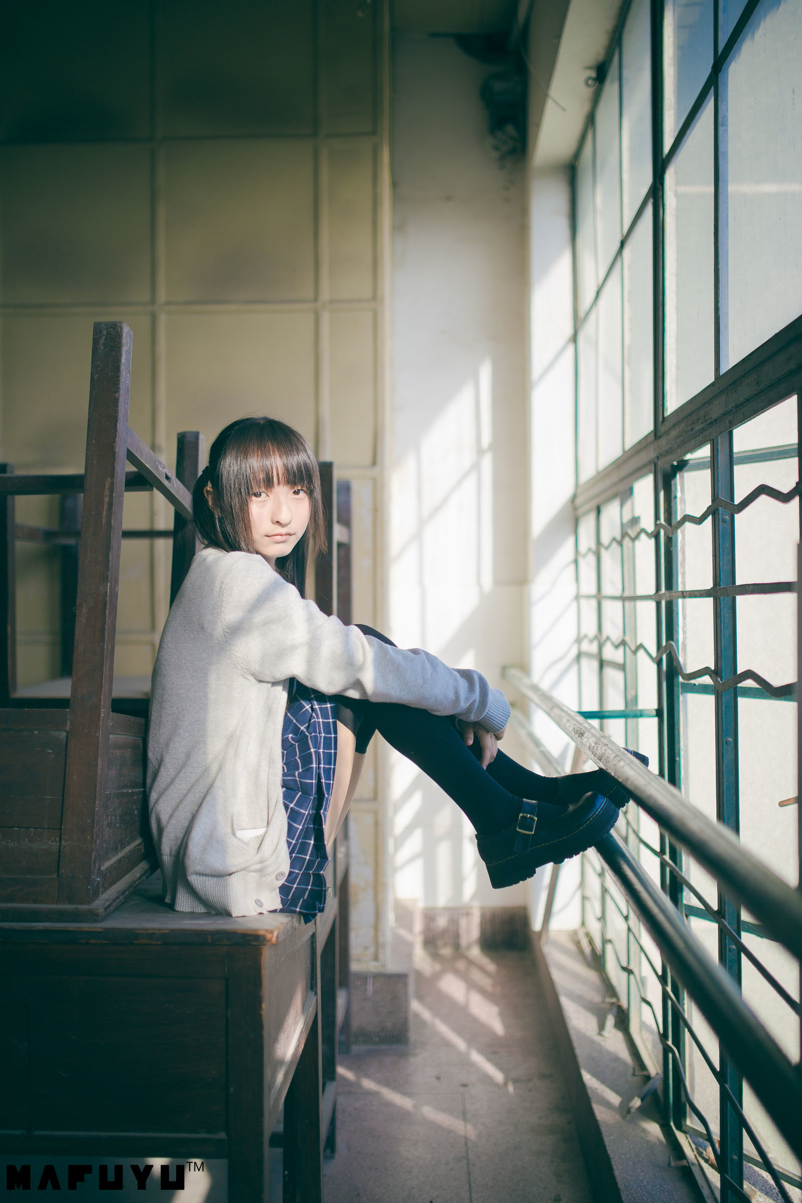神楽板真冬 阳光校服系列套图-图18