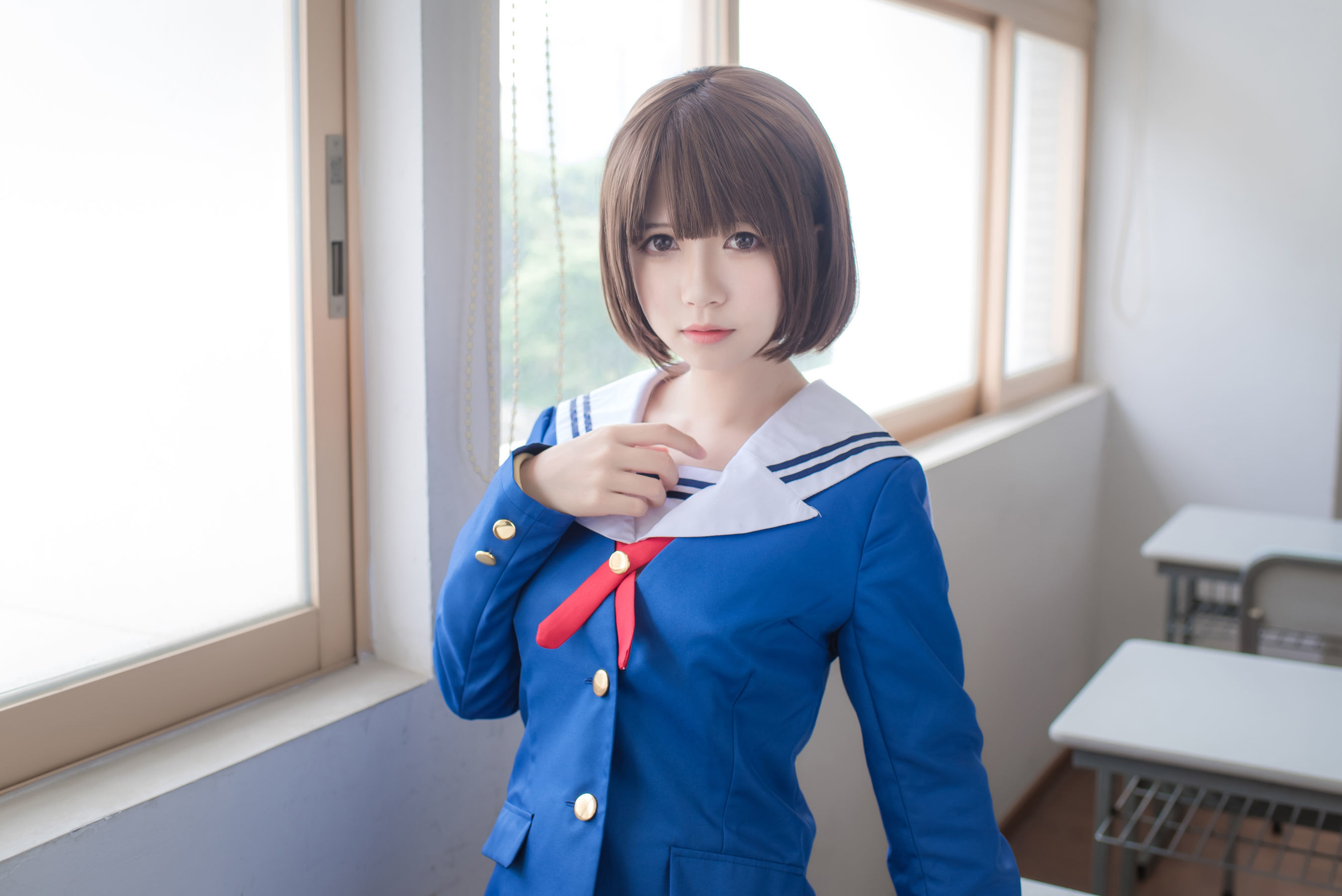 白金Saki - 校服-图1