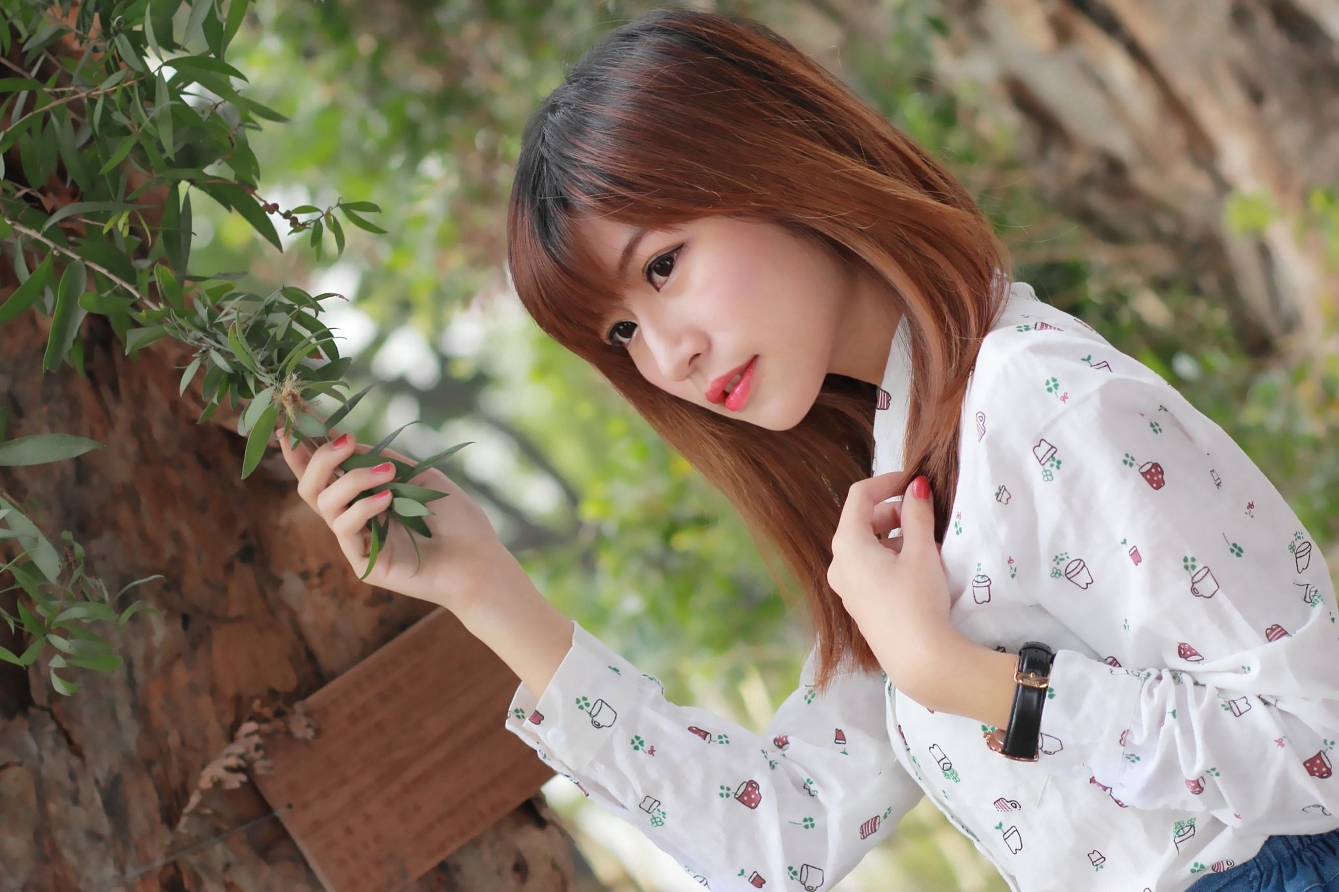 制服の女生 No.001 林温蒂-图0